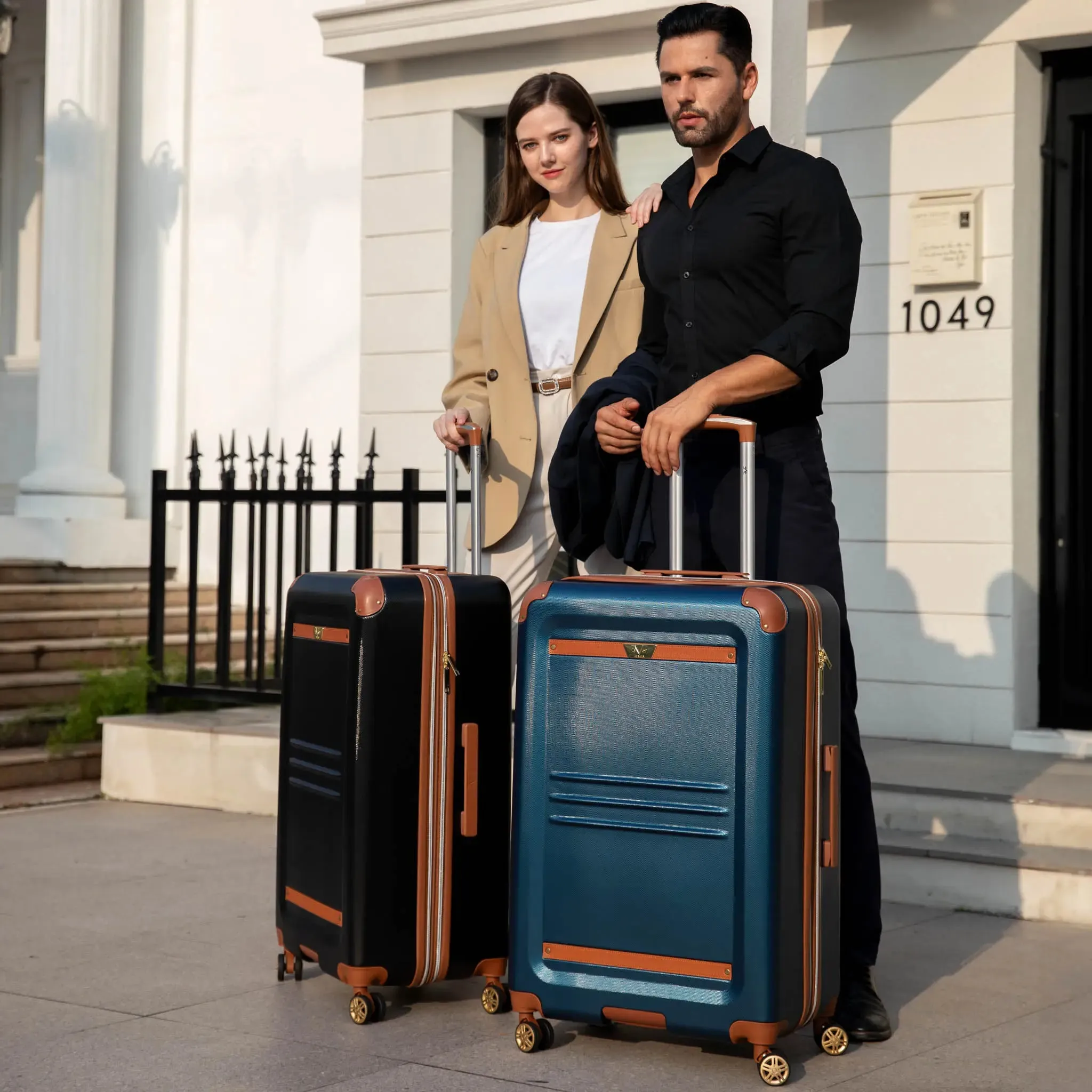 Vintage 3 Piece Expandable Retro Luggage Set - Image 13