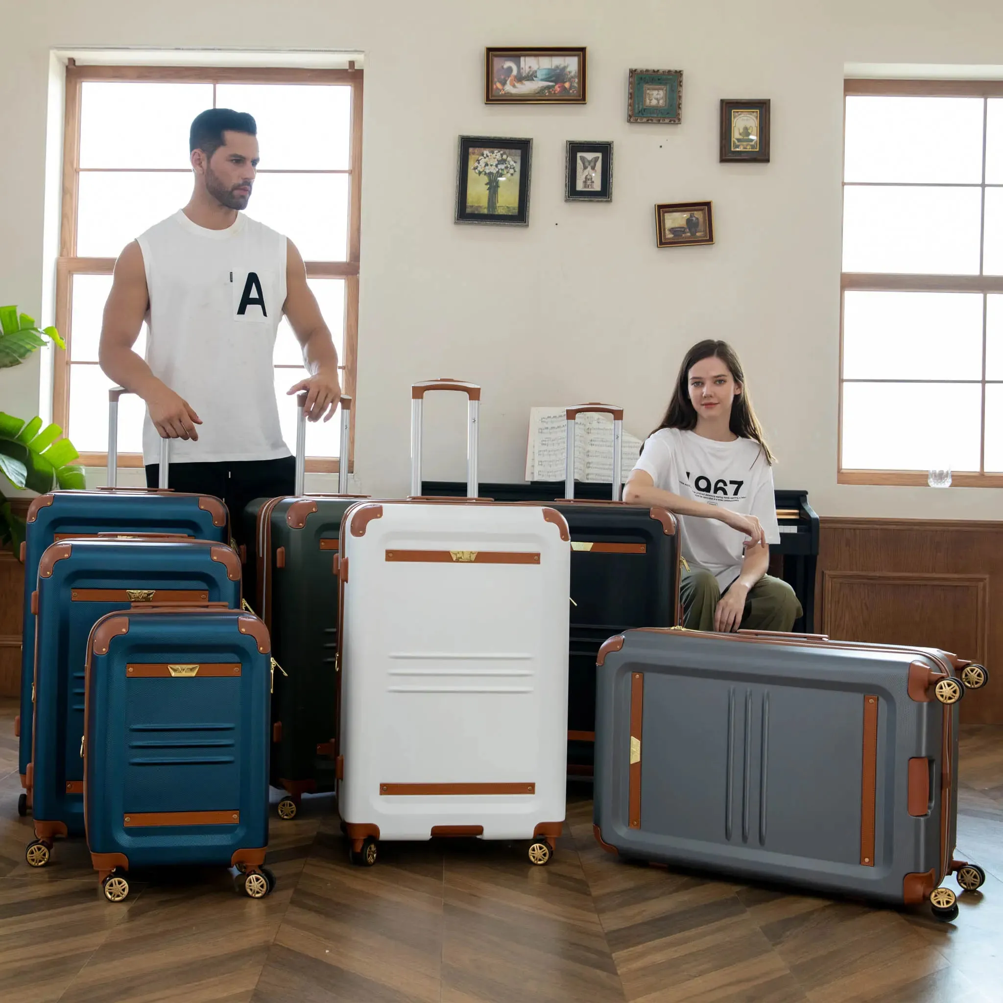 Vintage 3 Piece Expandable Retro Luggage Set - Image 16