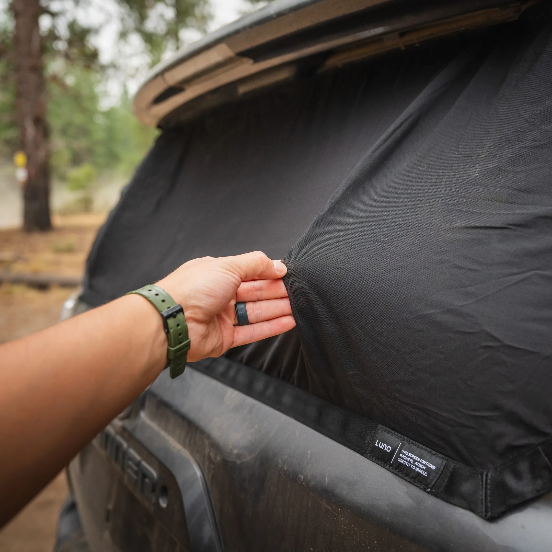 4Runner Trunk Window Screen - Image 6