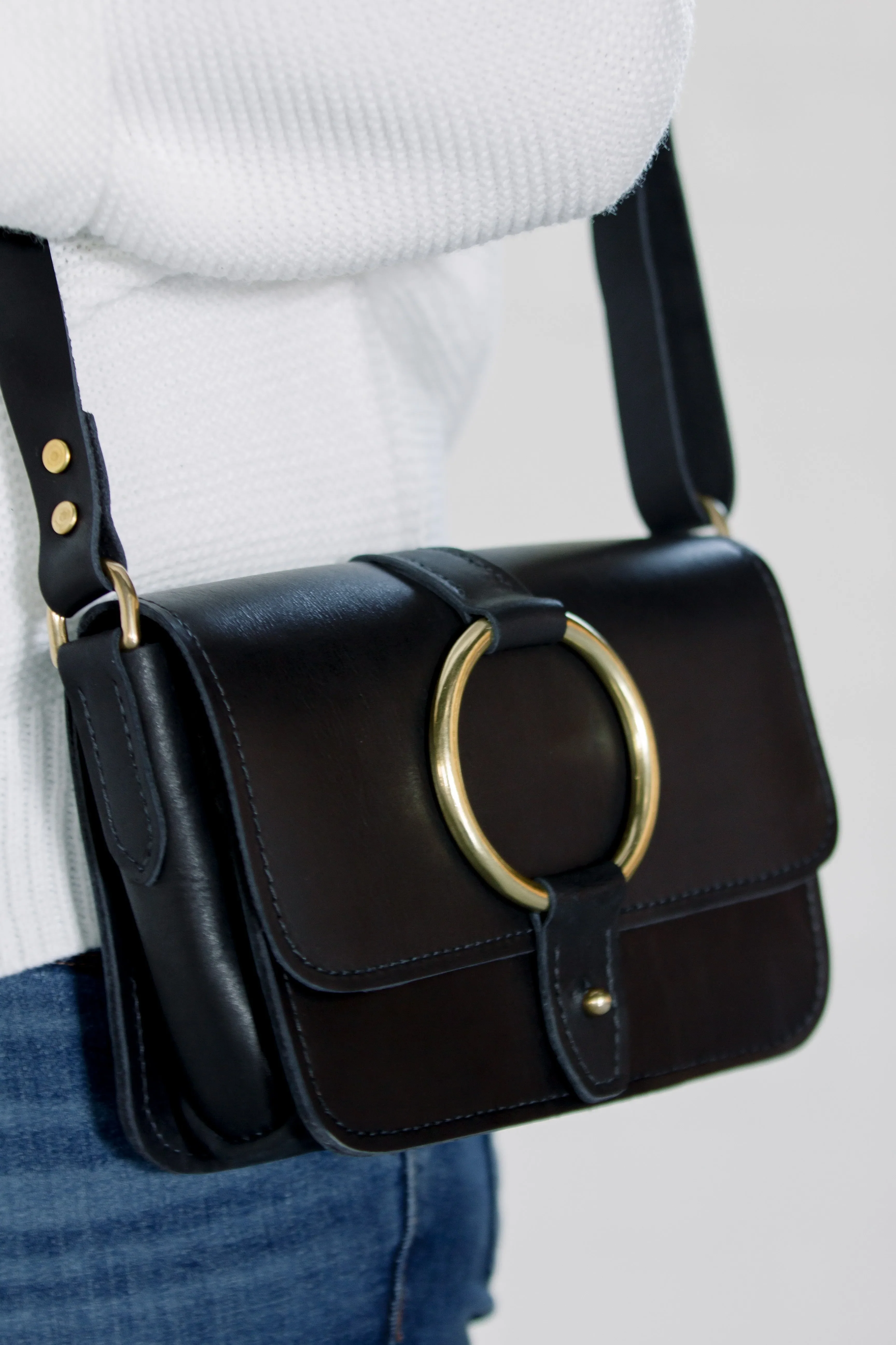 5-Pocket Crossbody Bag - Image 10