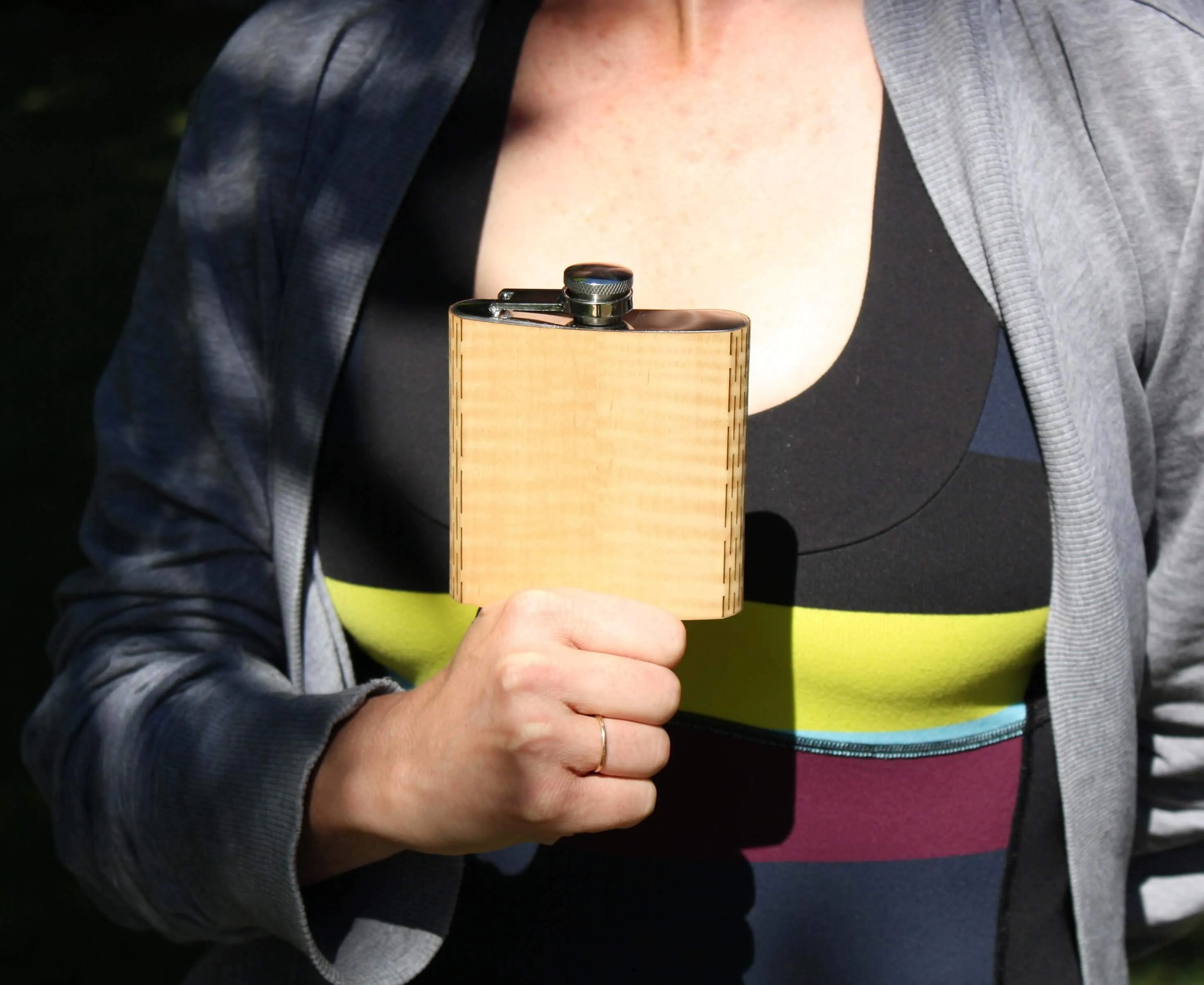 6 oz. Wooden Hip Flask (Mt. Rainier in Mahogany & Black Walnut) - Image 5