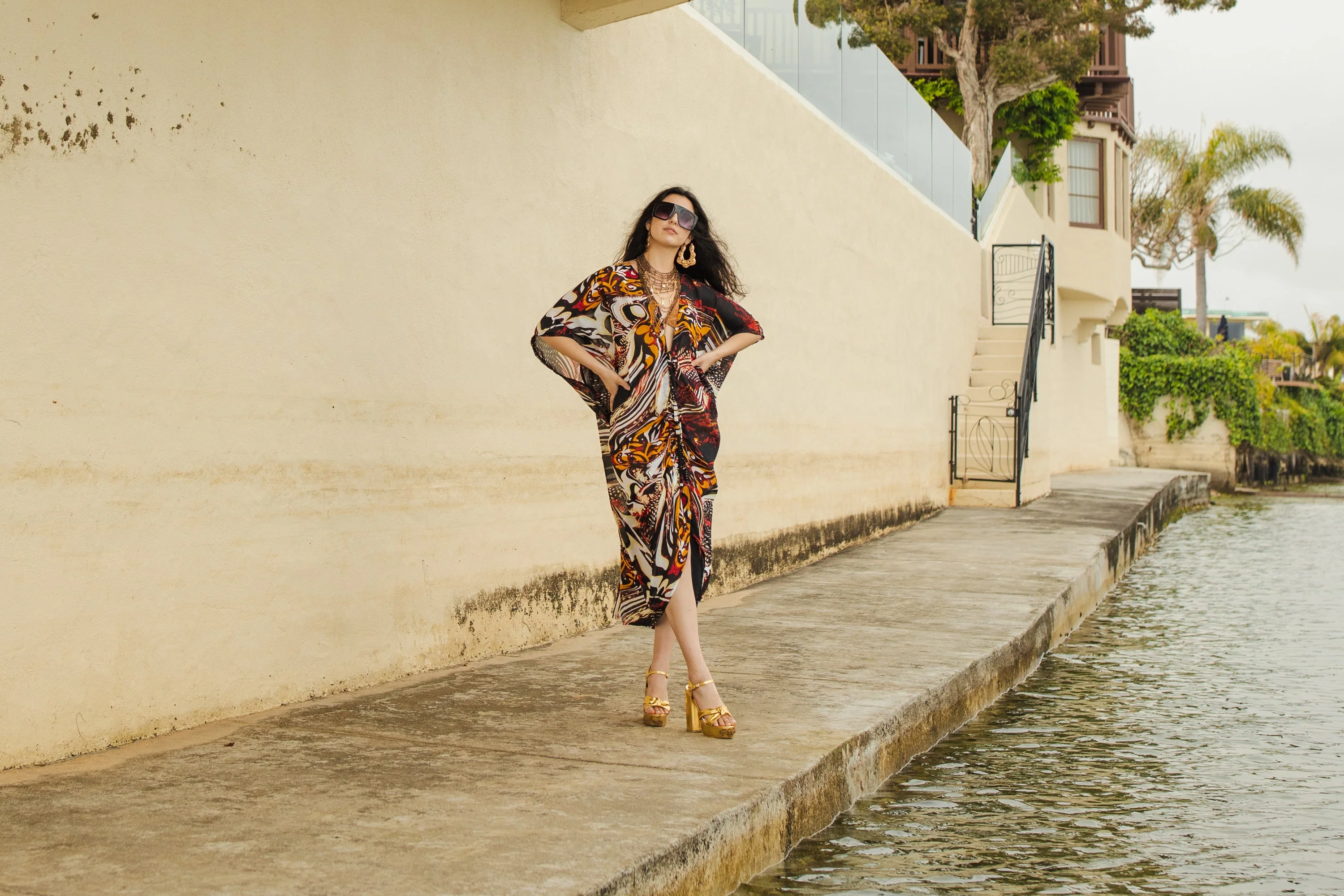 Actius Caftan Kaftan Dress in Rouge - Image 4