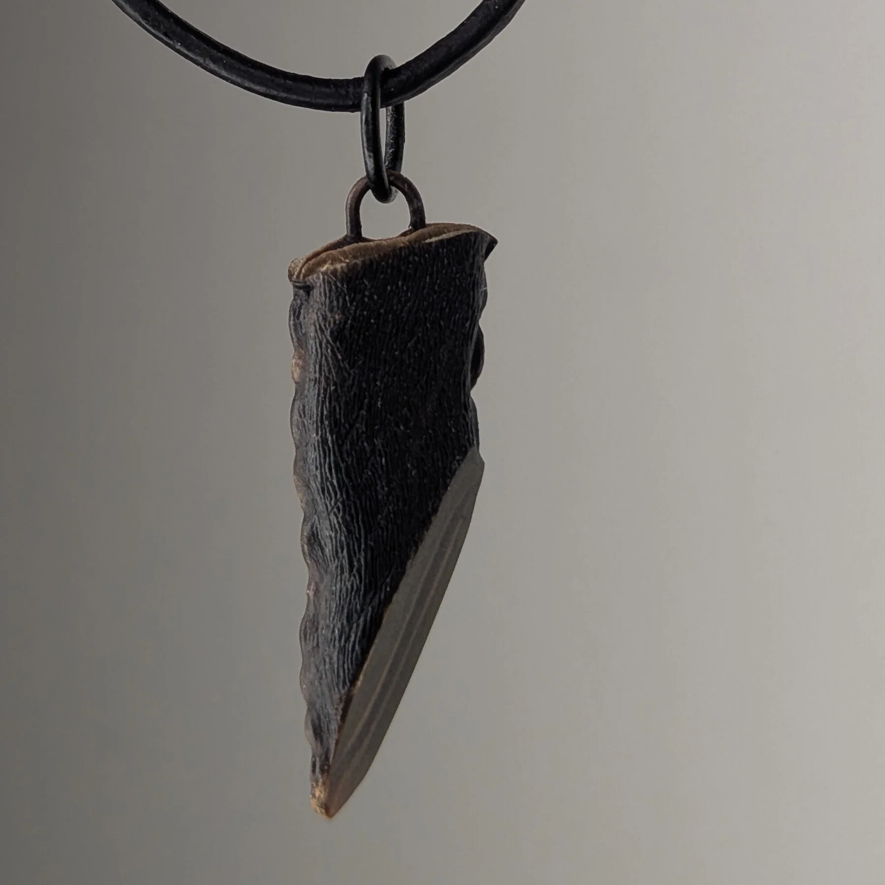 Aliphys Pendant Necklace - Image 3