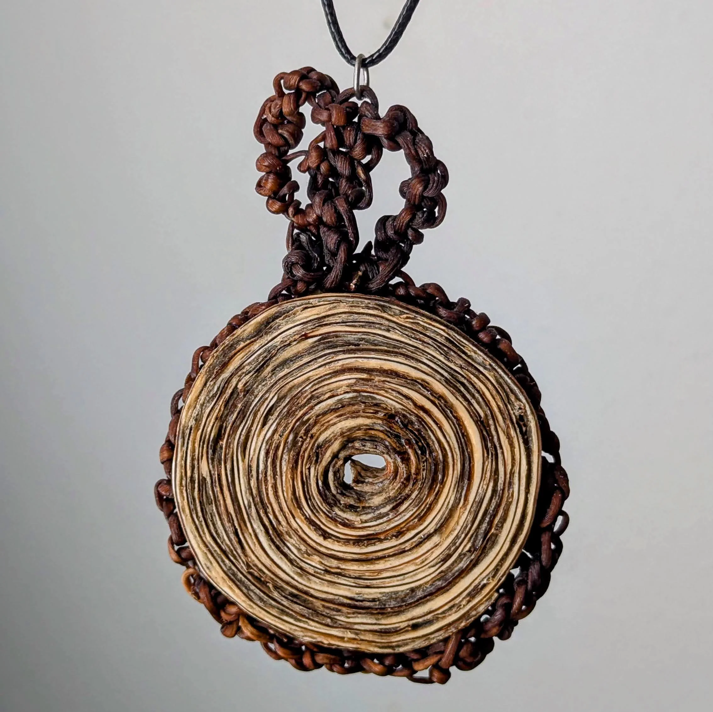 Ascorythrix Pendant Necklace - Image 2