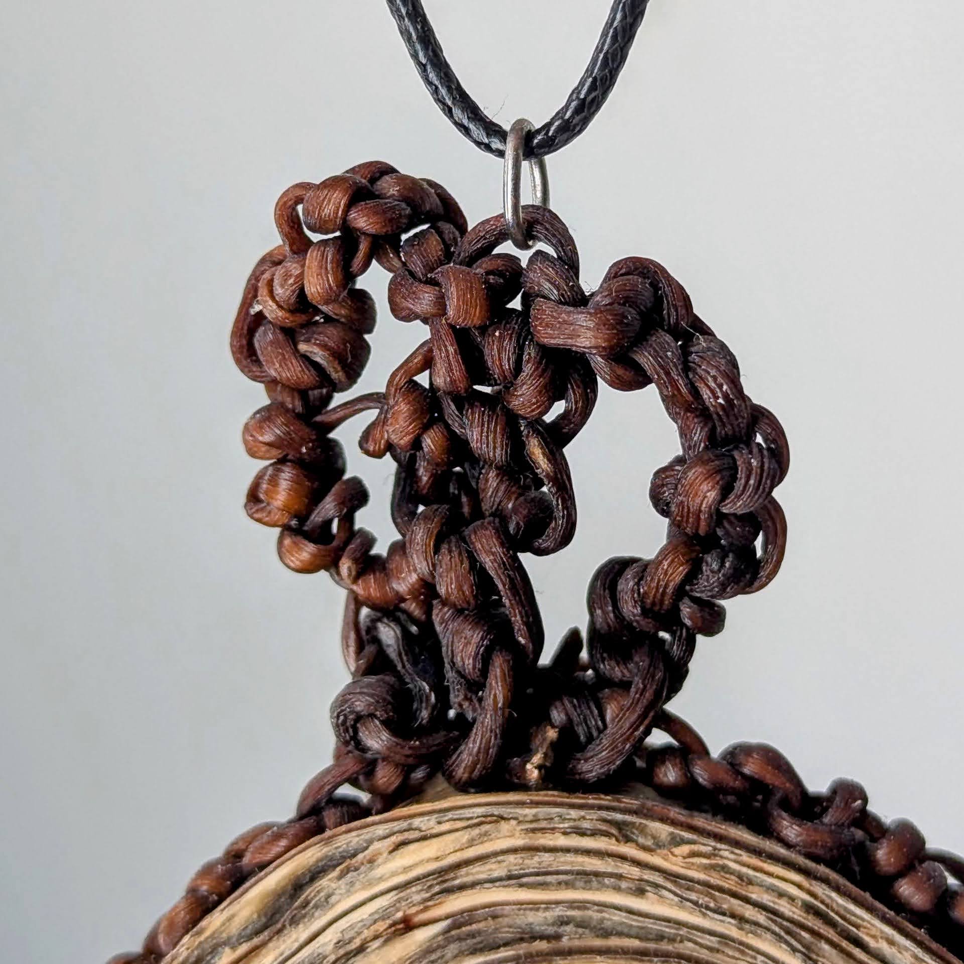 Ascorythrix Pendant Necklace - Image 3