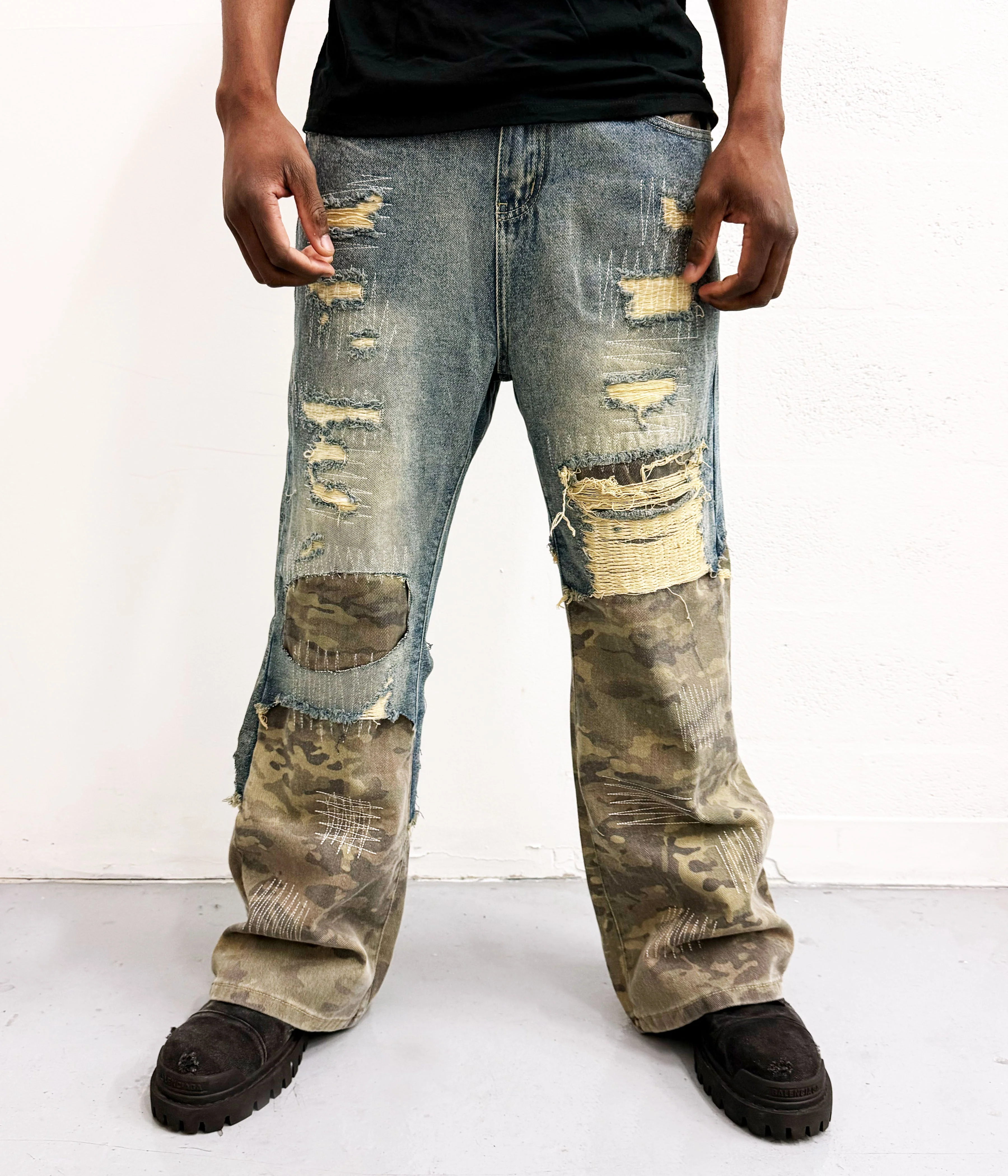 AZUL SCAB CAMO FLARE DENIM - Image 2