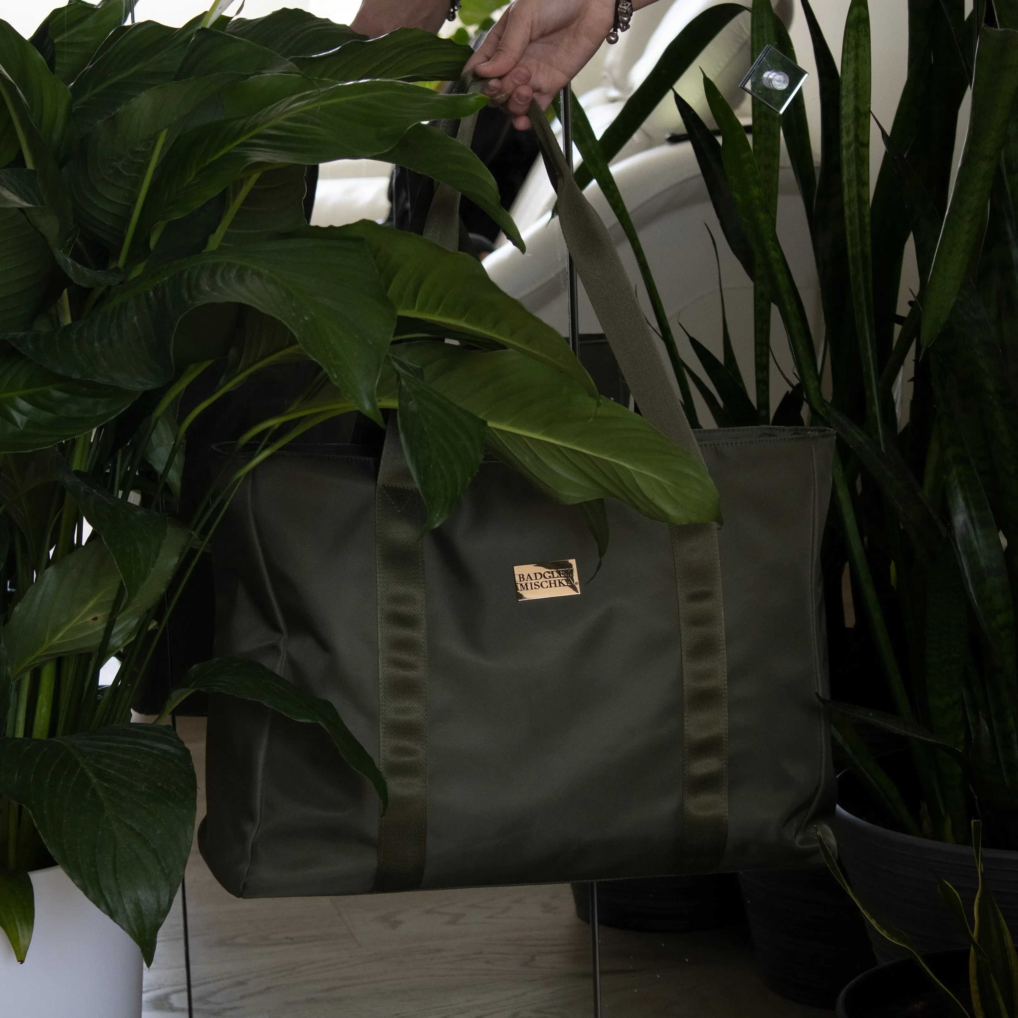 Uncomplicated Nylon Weekender Tote Bag - Image 11