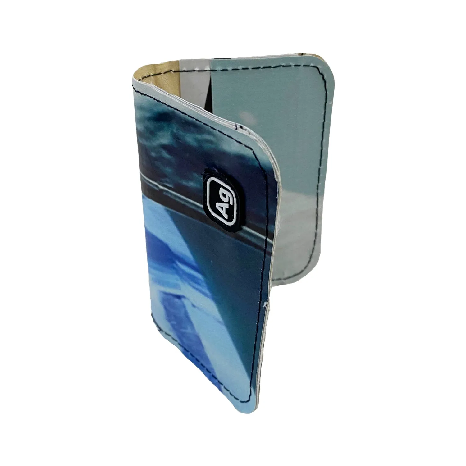 Bailey- Sleek Bi-fold Wallet - Image 10