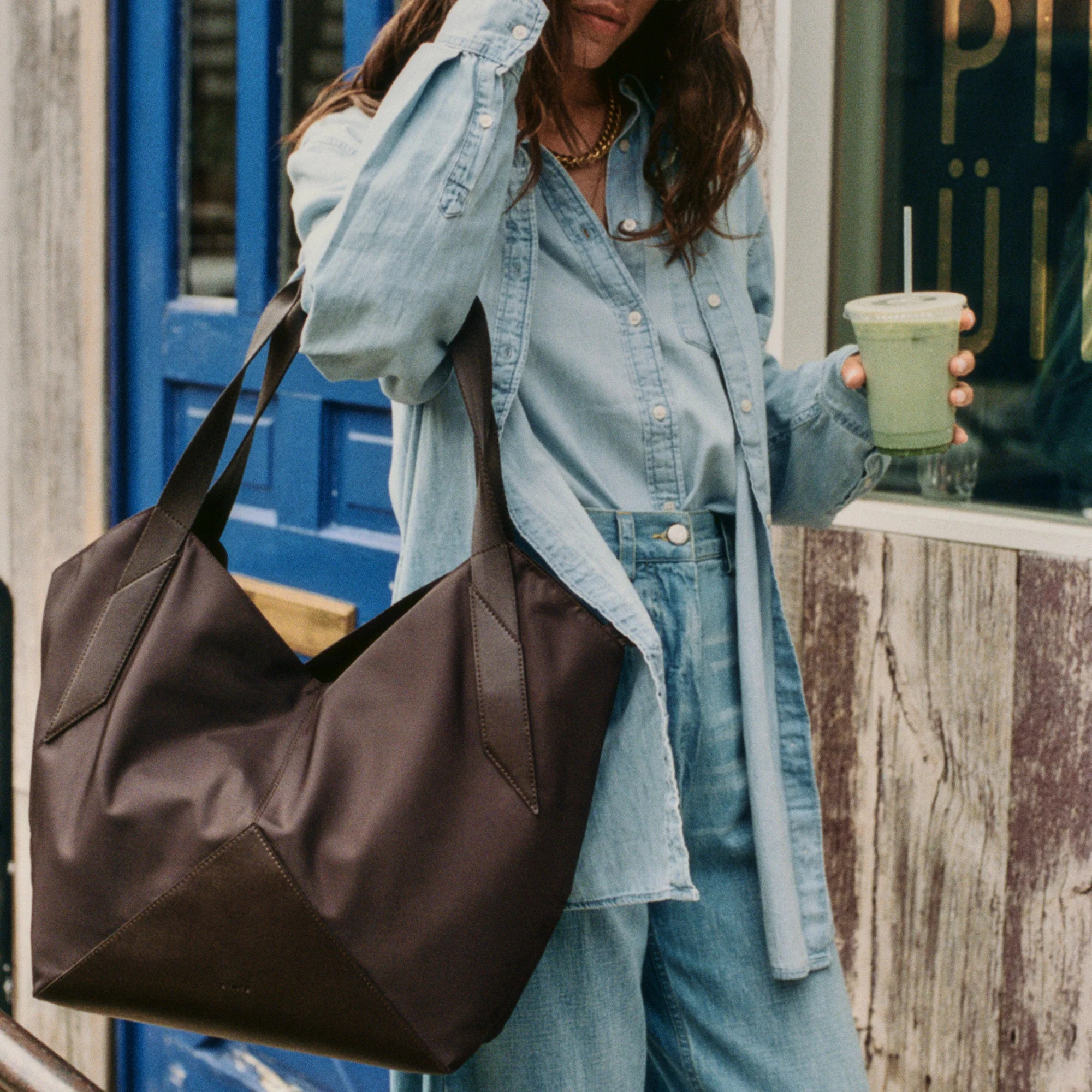 Beverly Tote Elegant Everyday Handbag - Image 5