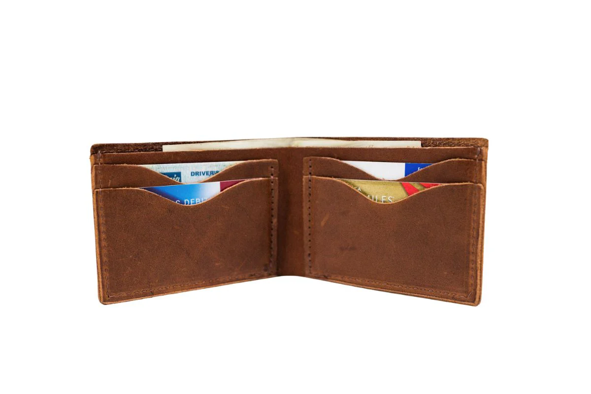 Bifold Wallet – Classic Full-Grain Leather Wallet - Image 2