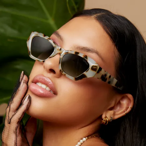 Cat Eye Sunglasses - Tortoise - Image 4