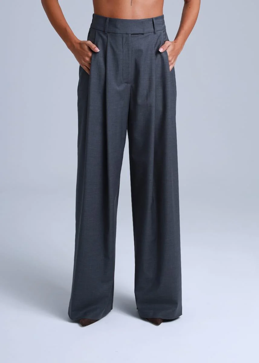 Broadway 3-piece Sophia Tailored Virgin Wool Suit in Mid Grey - Image 5