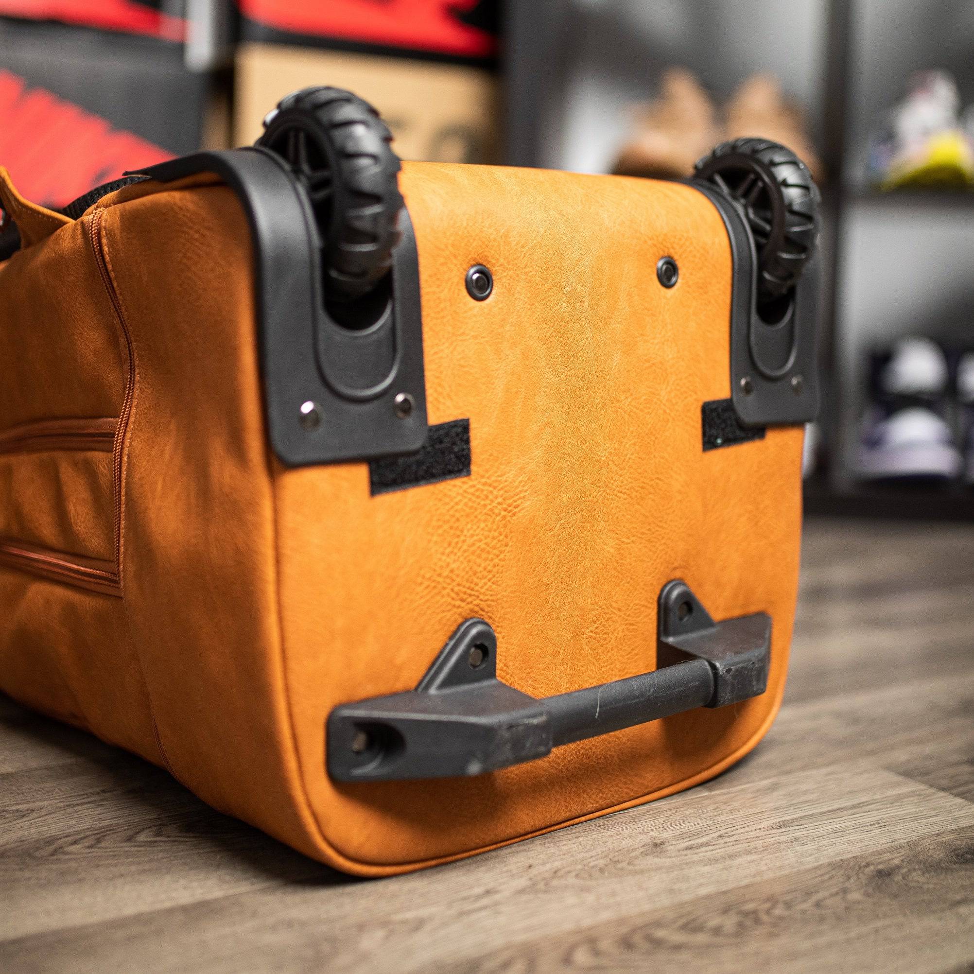 Brown Leather Roller Bag Set - Image 6