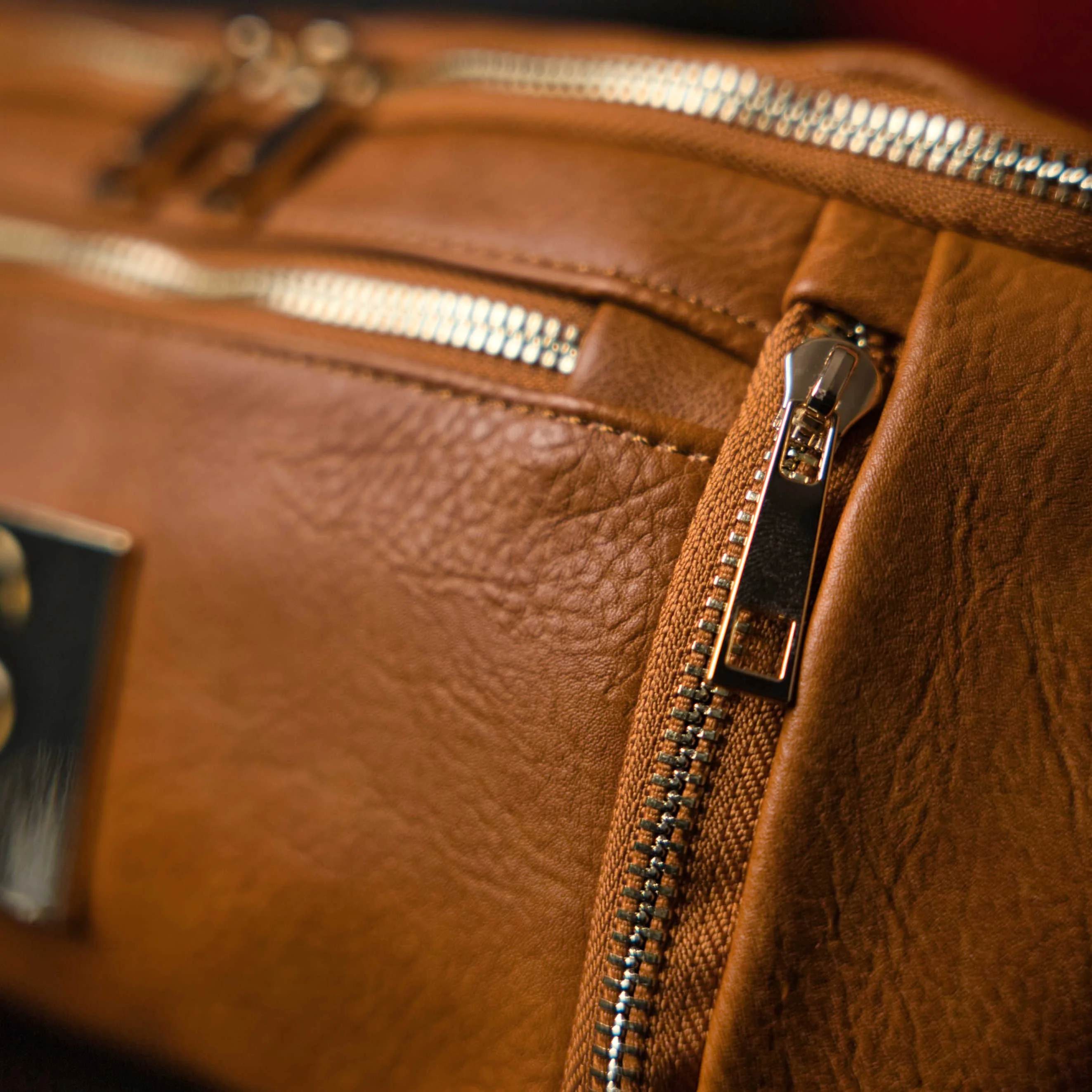 Brown Luciano Leather Sling Bag - Image 4