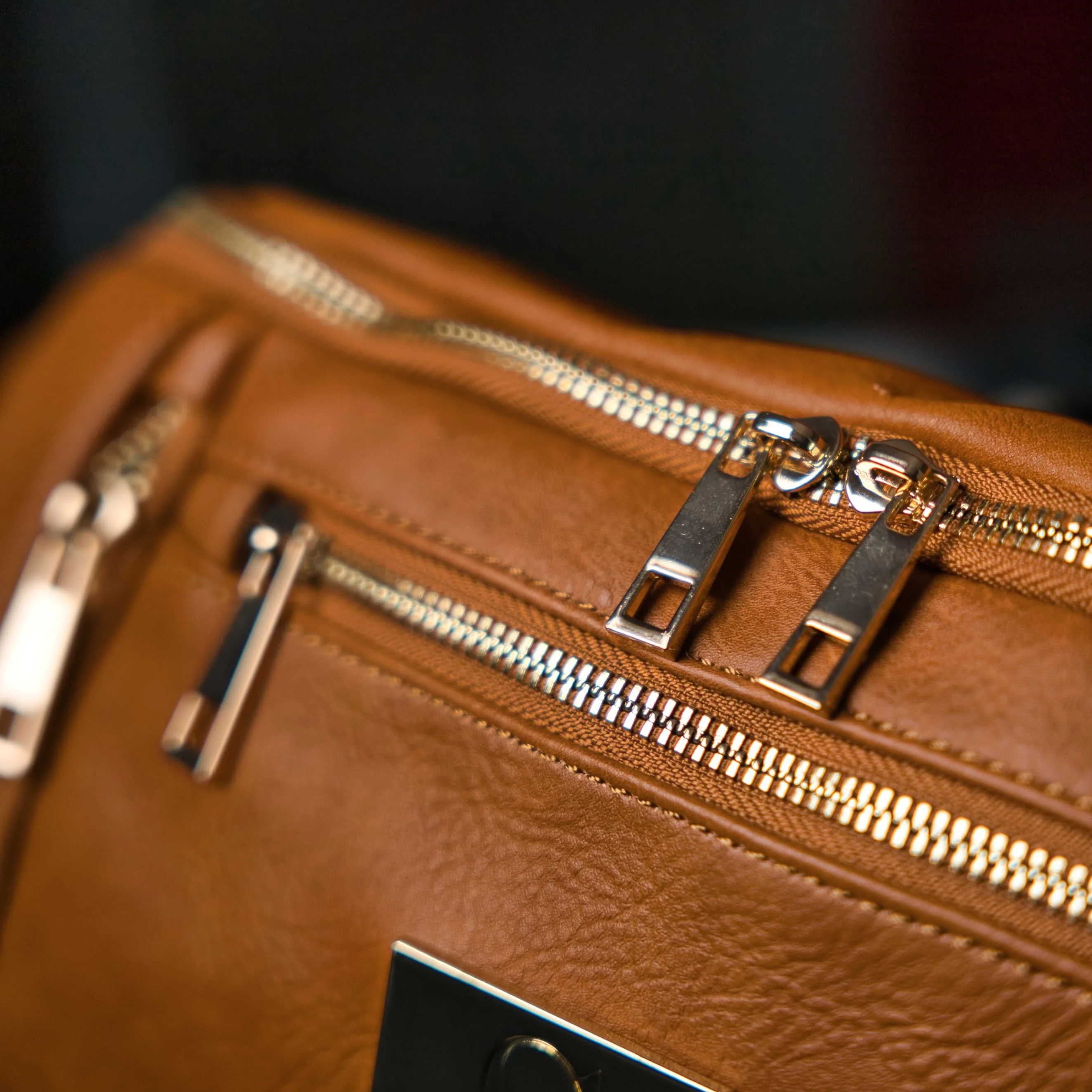 Brown Luciano Leather Sling Bag - Image 5