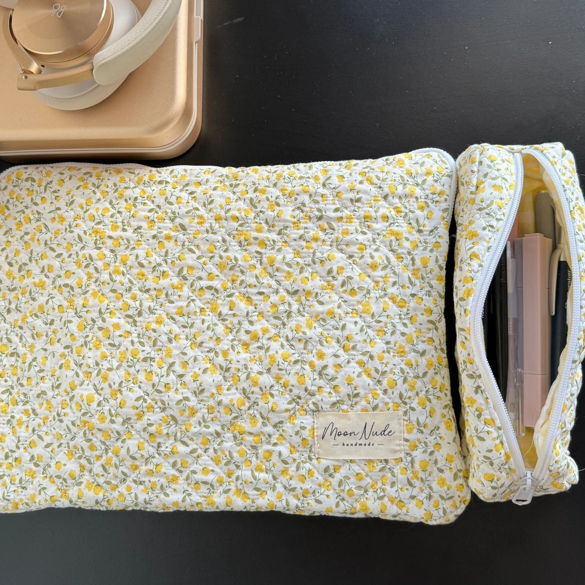 Buttercup Laptop Sleeve - Image 4