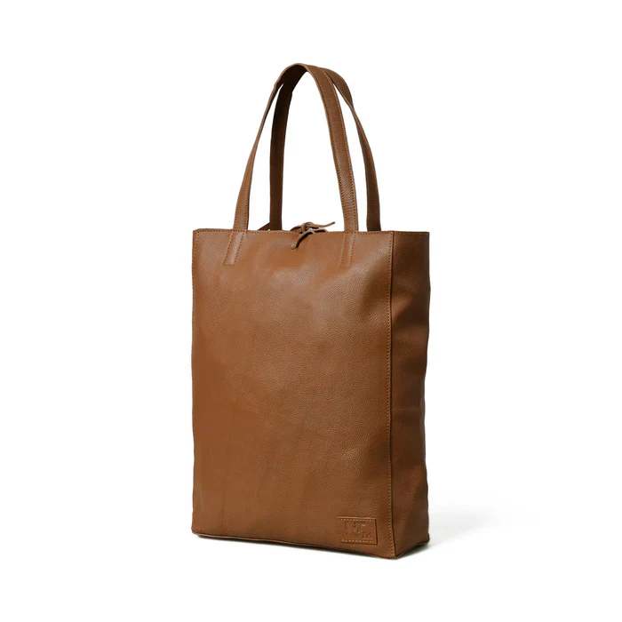 Café Chic Women's Leather Tote Bag - Image 5