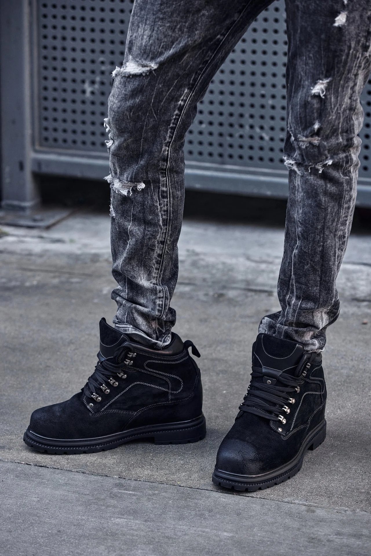 K881802 - 5.2" Taller Black Nubuck Height-Increasing Men's Boots - Image 8