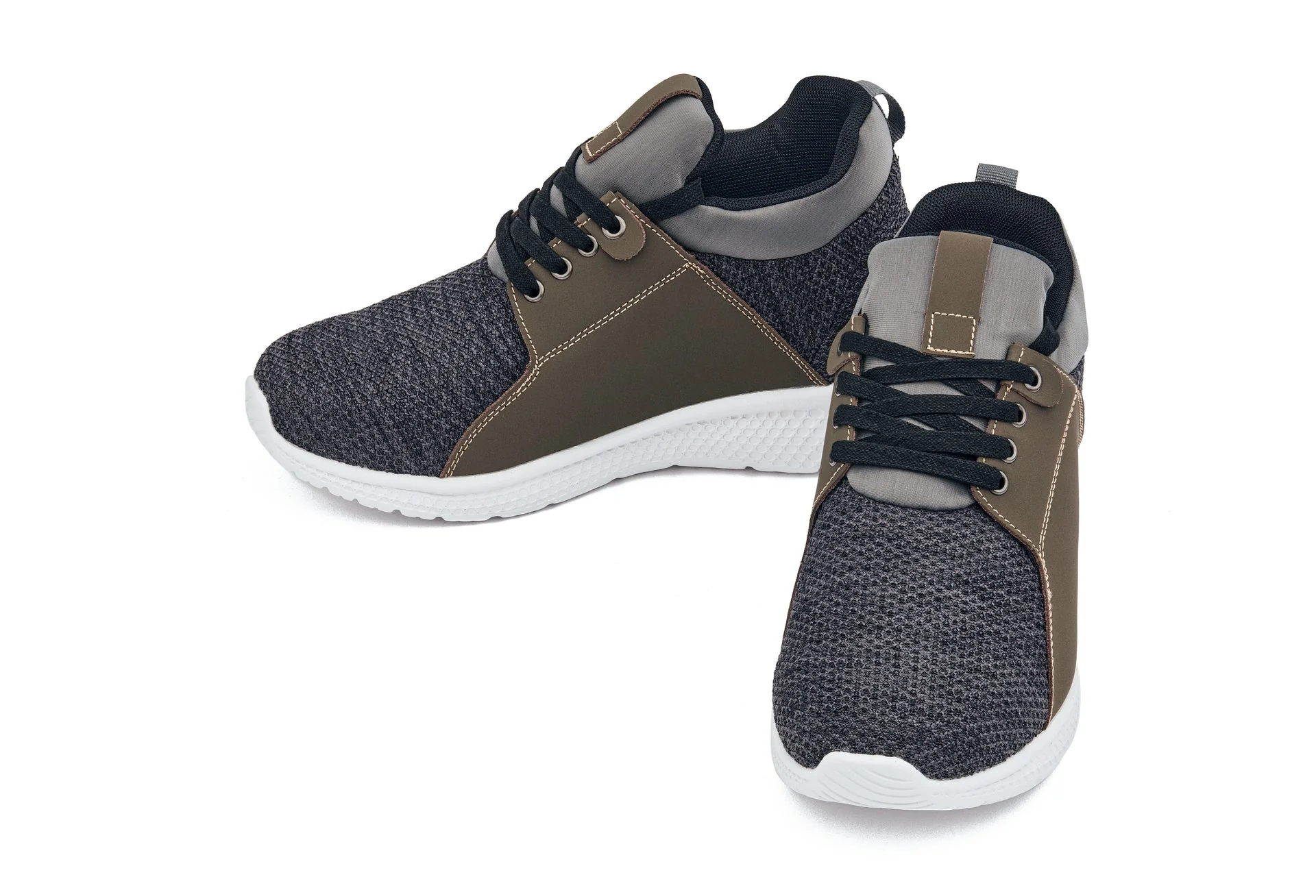 H71923 - CALTO 3.2-Inch Taller Charcoal Men's Elevator Men's Sneakers - Image 4