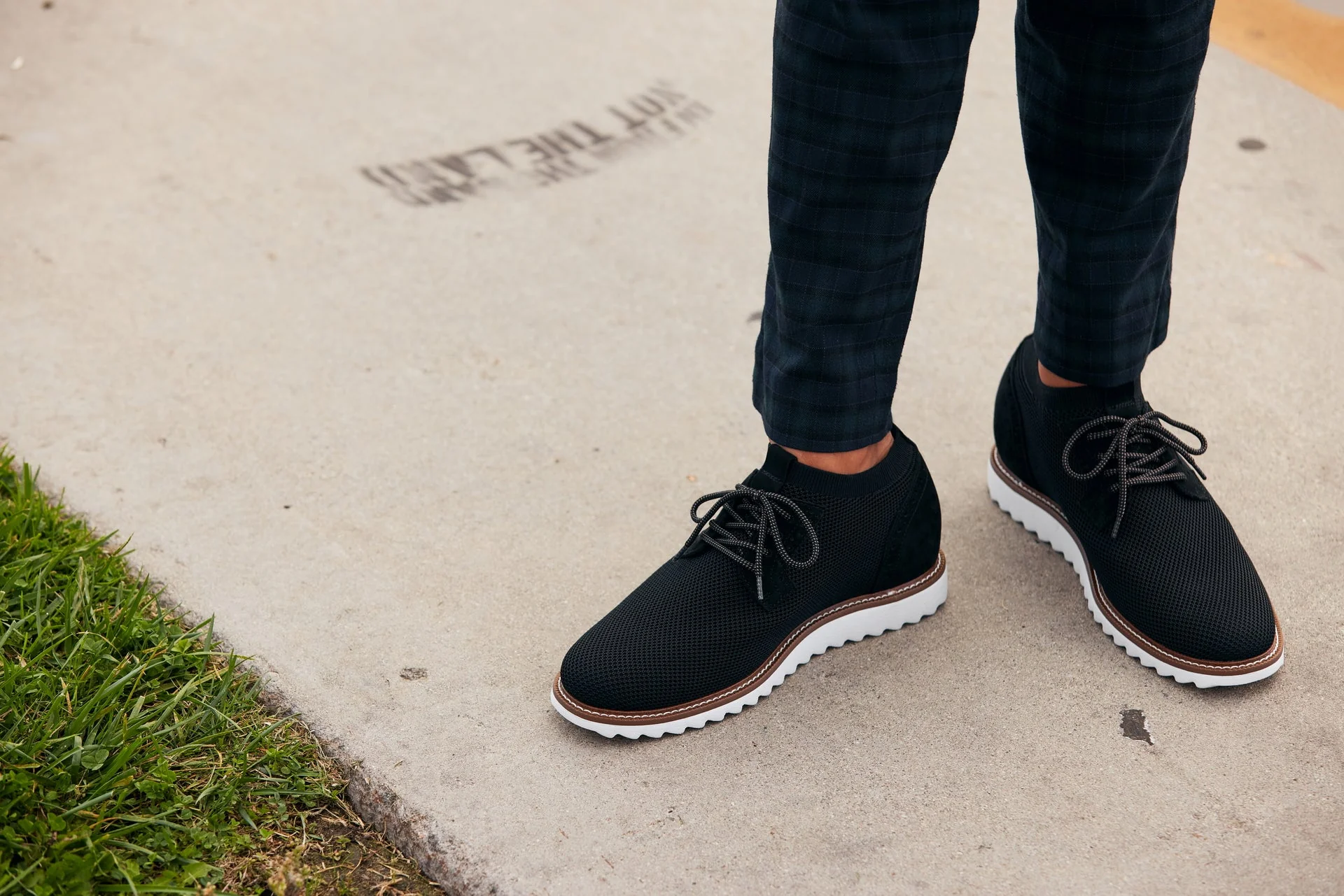 J1502 - 3.2 Inches Taller (Noir) - Men's Shoes - Image 9