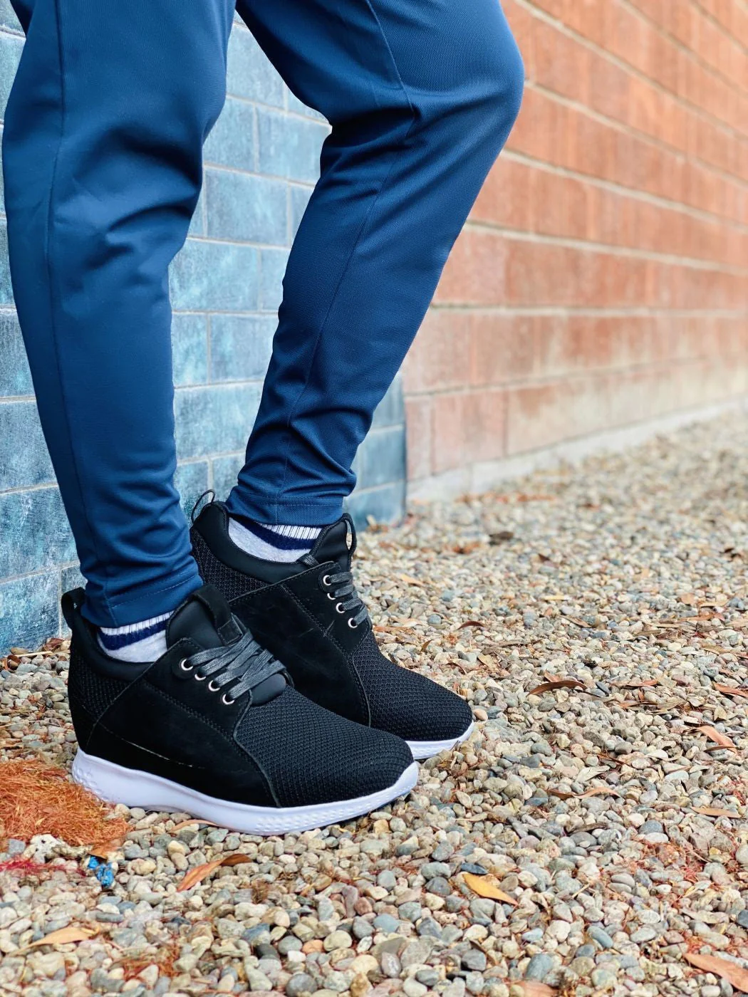H71922 - Lightweight Elevator Men's Sneakers - 3.2 Inches - Image 9