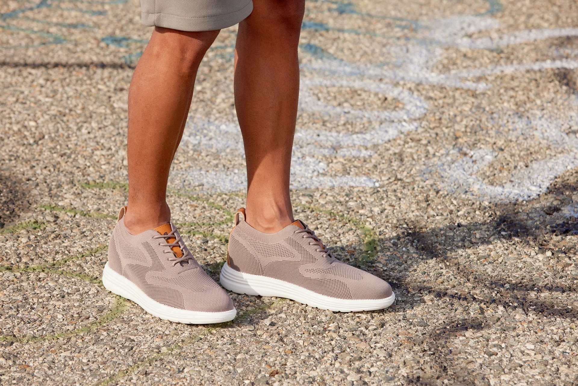 X2638 - 2.8 Inches Taller (Khaki/Brown) - Lace Up Casual Men's Walker Shoes - Image 9