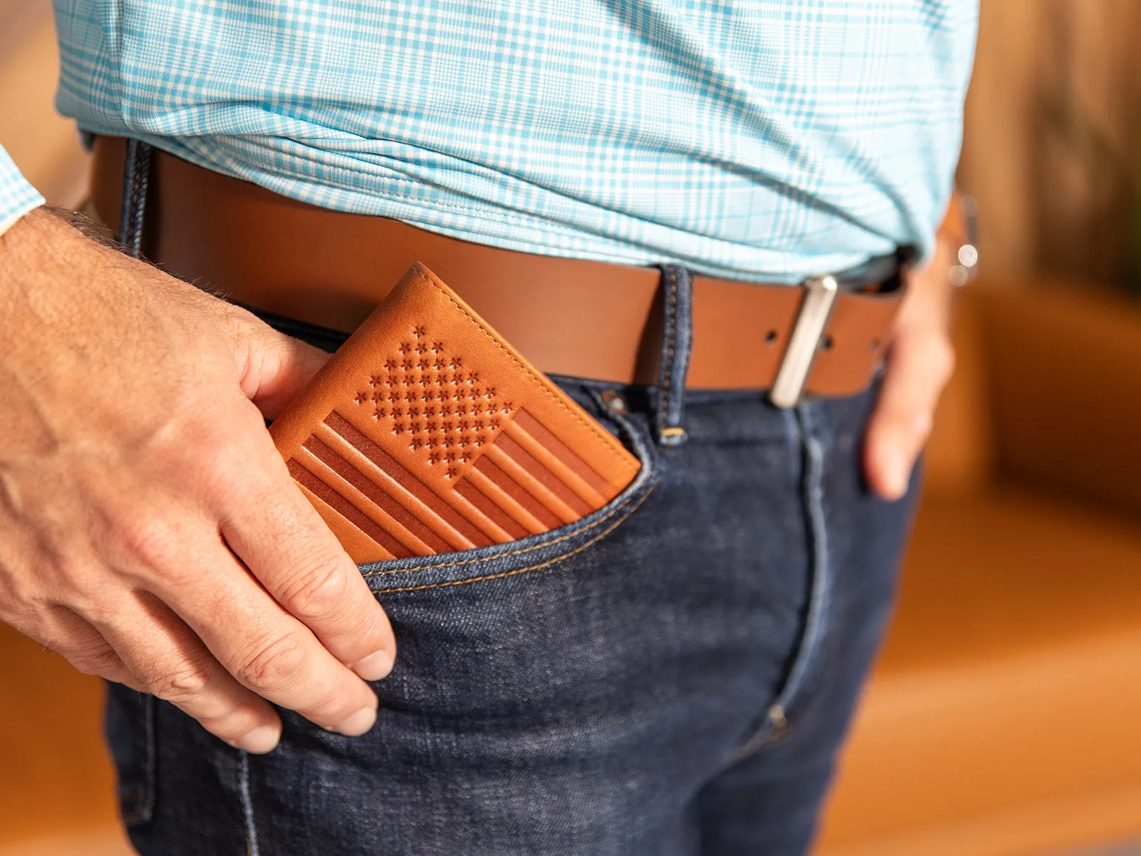 Carry-It-All Bifold Men's Leather Wallet (American Flag optional) - Image 3