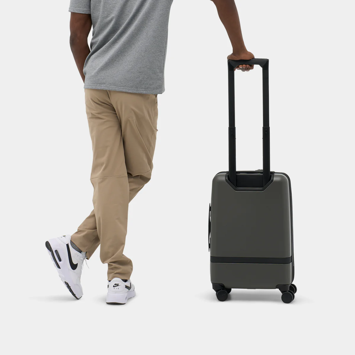 Carry-On Classic Suitcase - Image 17