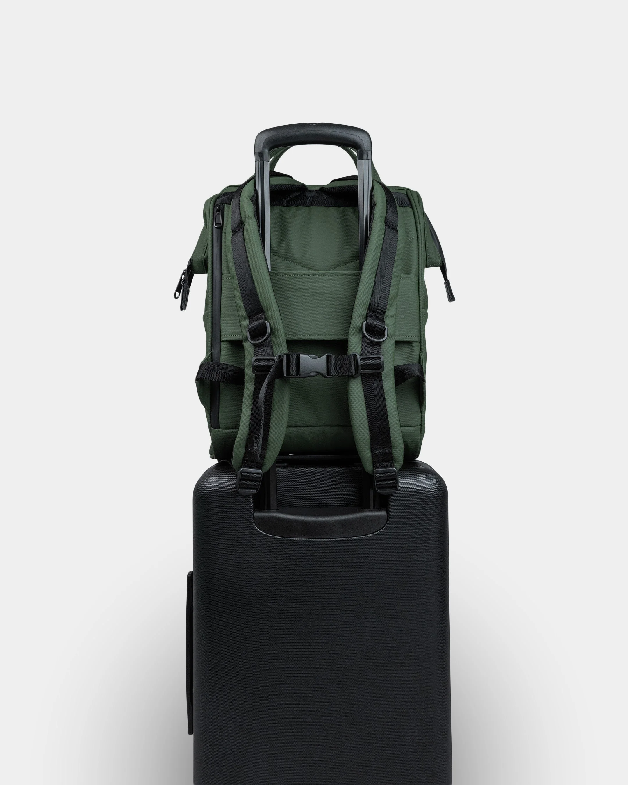Cascade 21L Backpack - Standard - Image 45