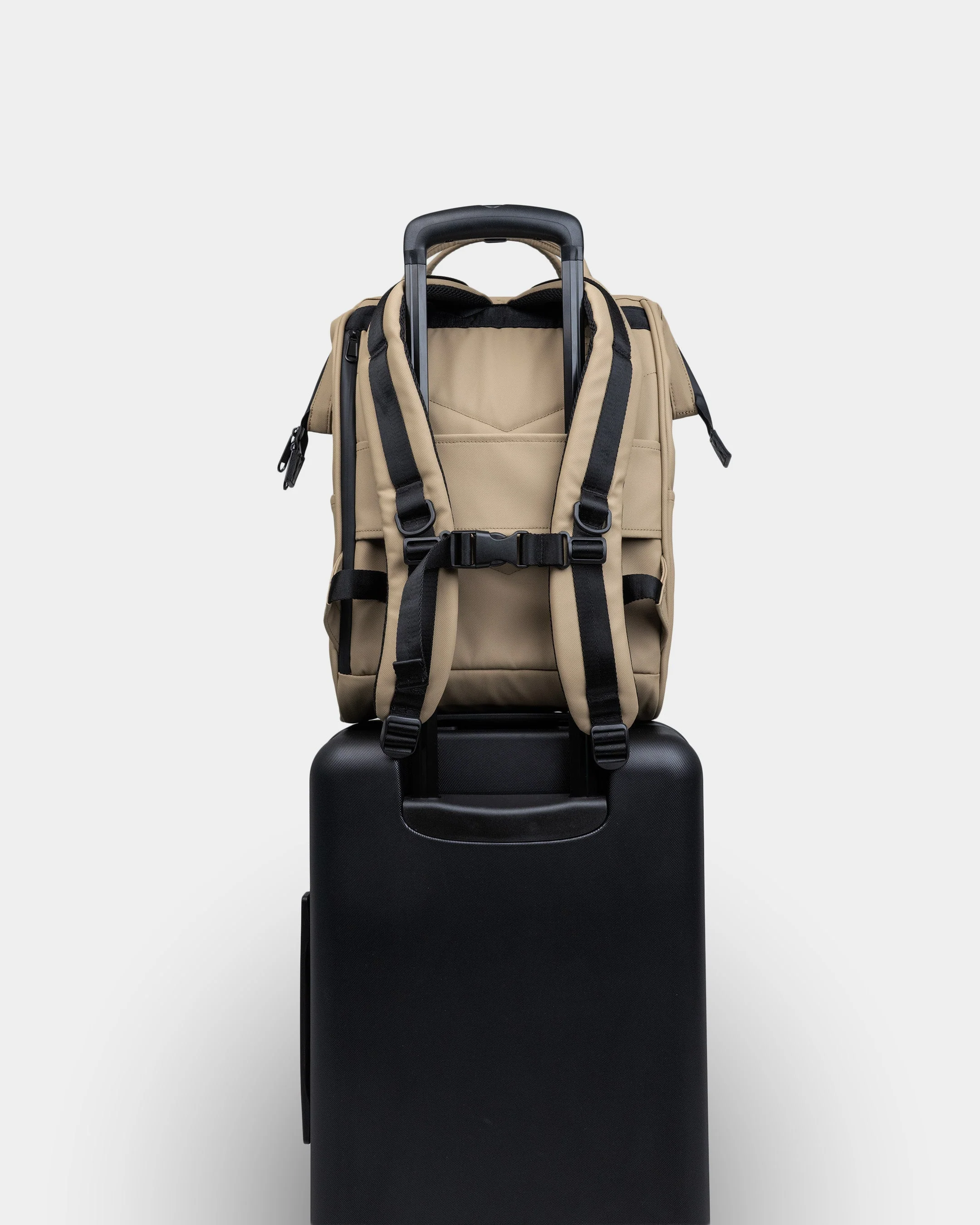 Cascade 21L Backpack - Standard - Image 71