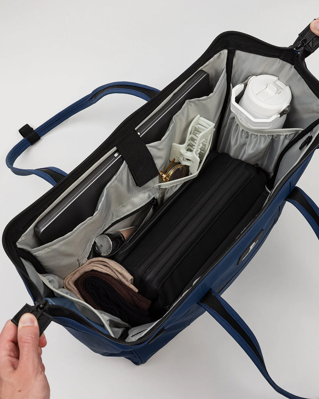 Cascade Tote Stylish Everyday Carry Bag - Image 24
