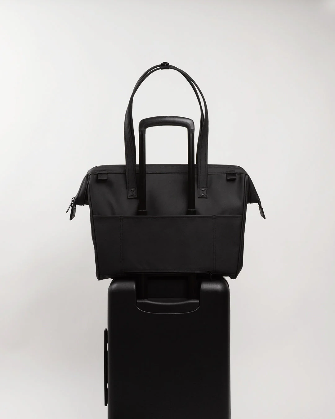 Cascade Tote Stylish Everyday Carry Bag - Image 5