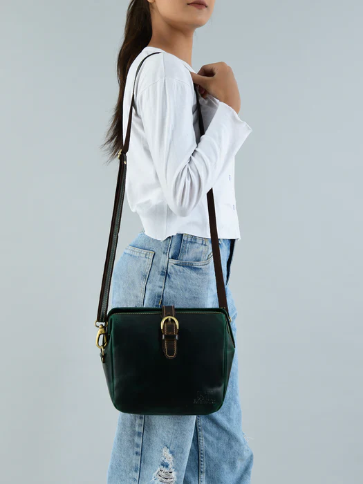 City Explorer Crossbody - Image 2