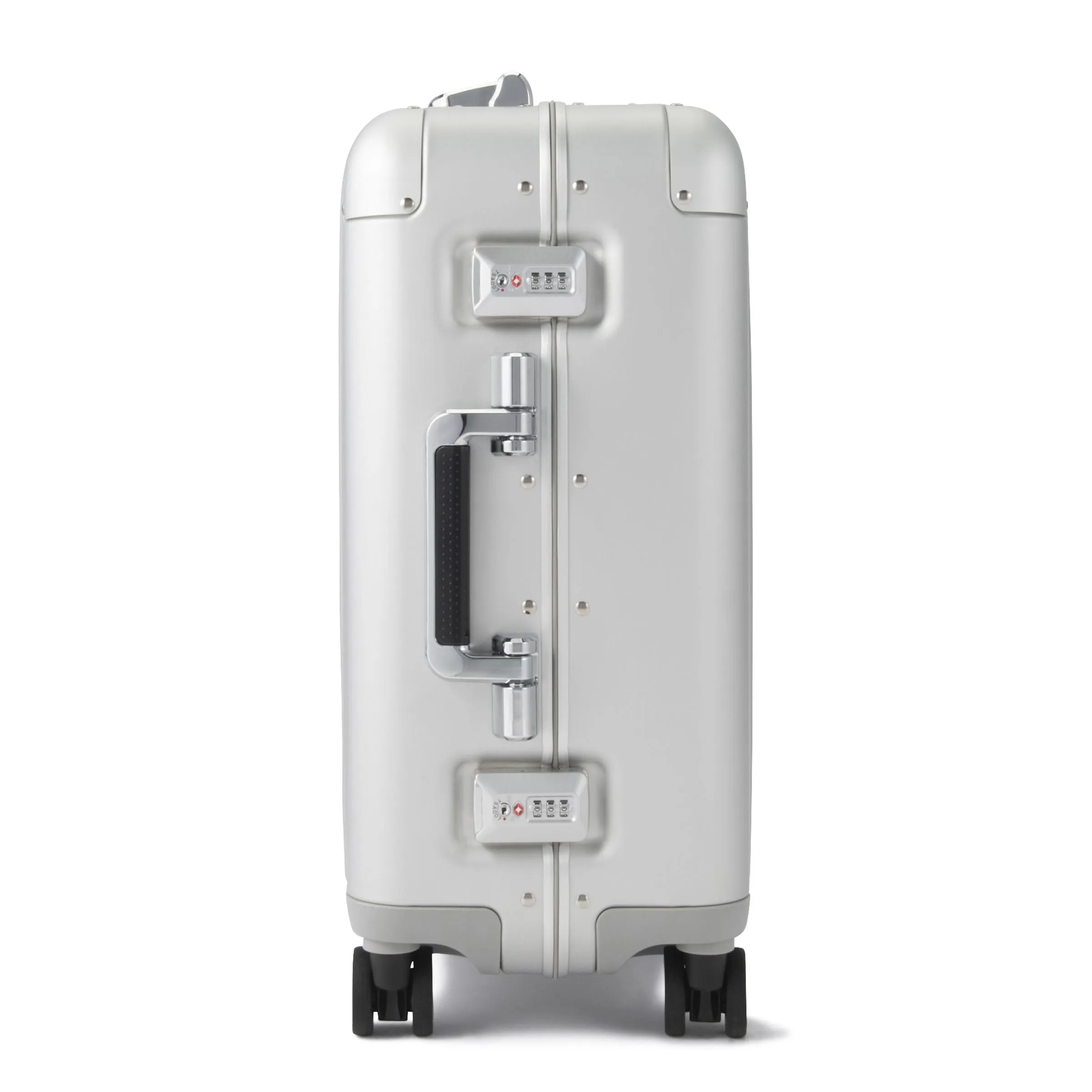 Classic Aluminum 3.0 International Carry-on 33L - Image 4