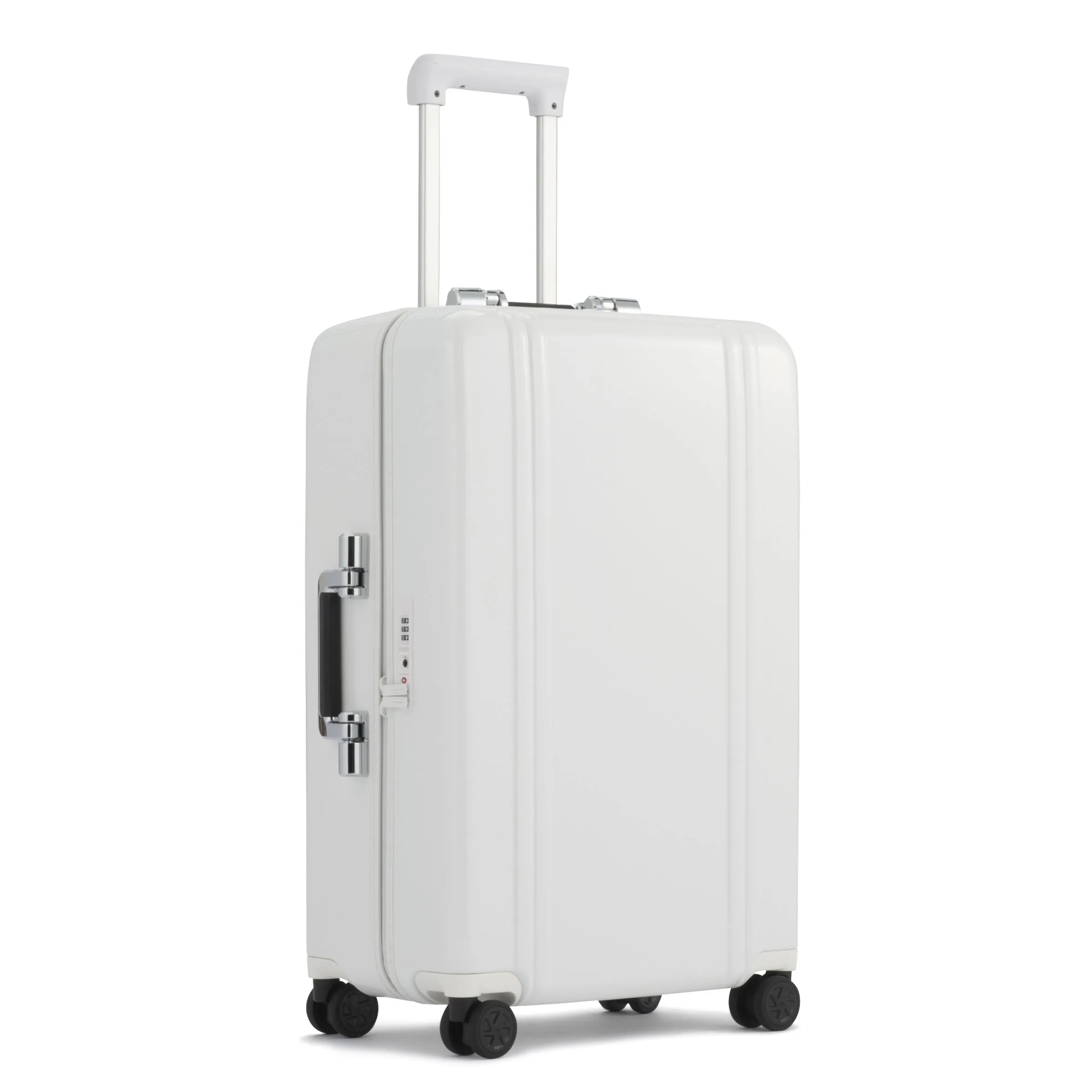 Classic Lightweight 3.0 Suitcase | 24" Spinner Travel Case - Image 10