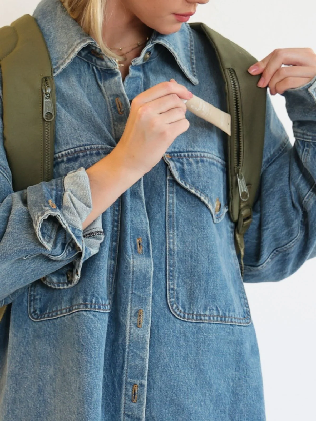 Classic Noa Backpack - Image 12