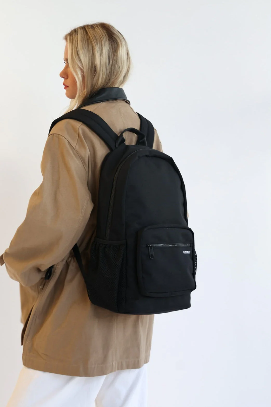 Classic Noa Backpack - Image 24