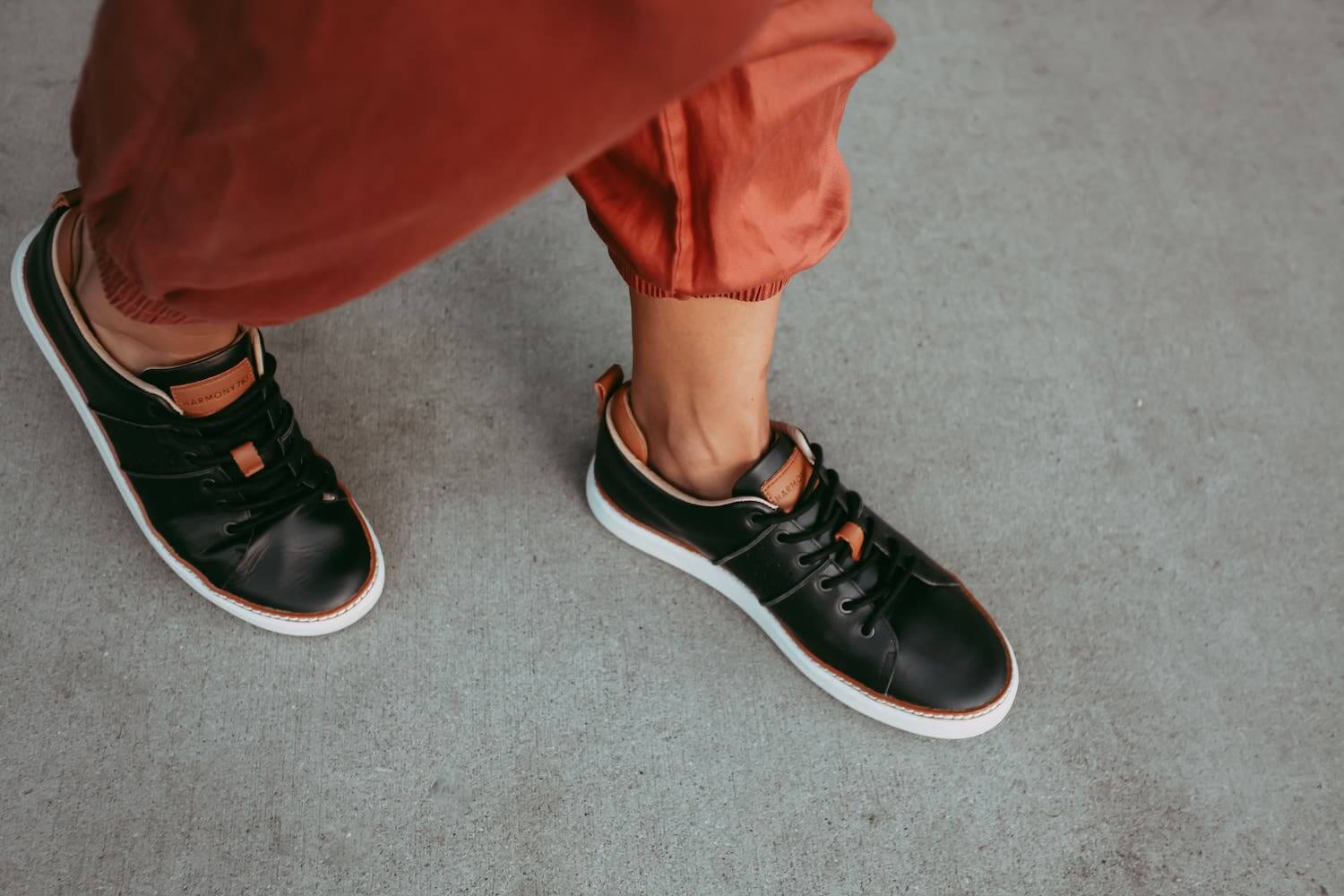 Classic Walker Grounding Shoes • Black Leather - Image 2