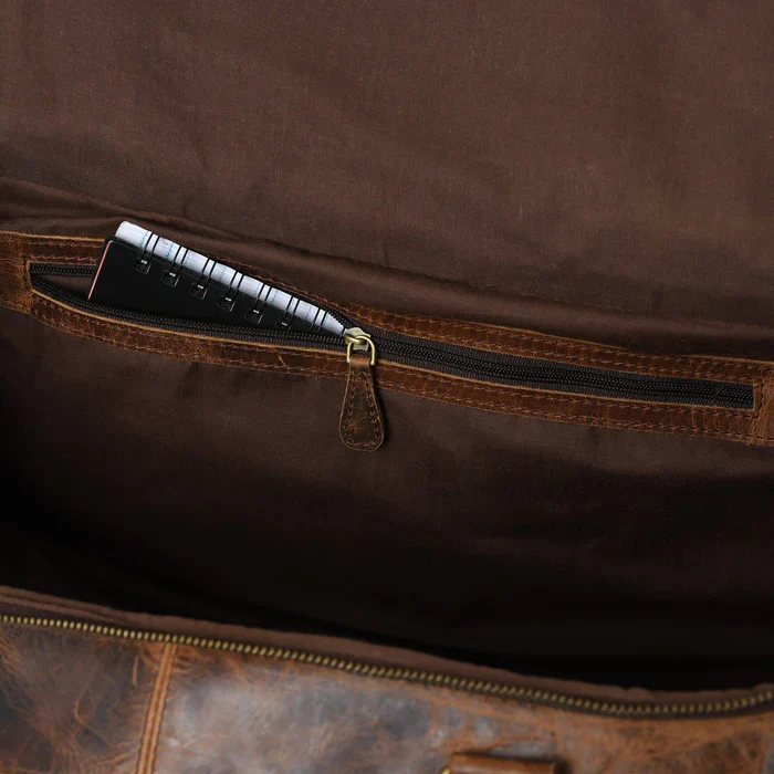 Cohen 21L / 24L Buffalo Weekender Duffel - Image 5