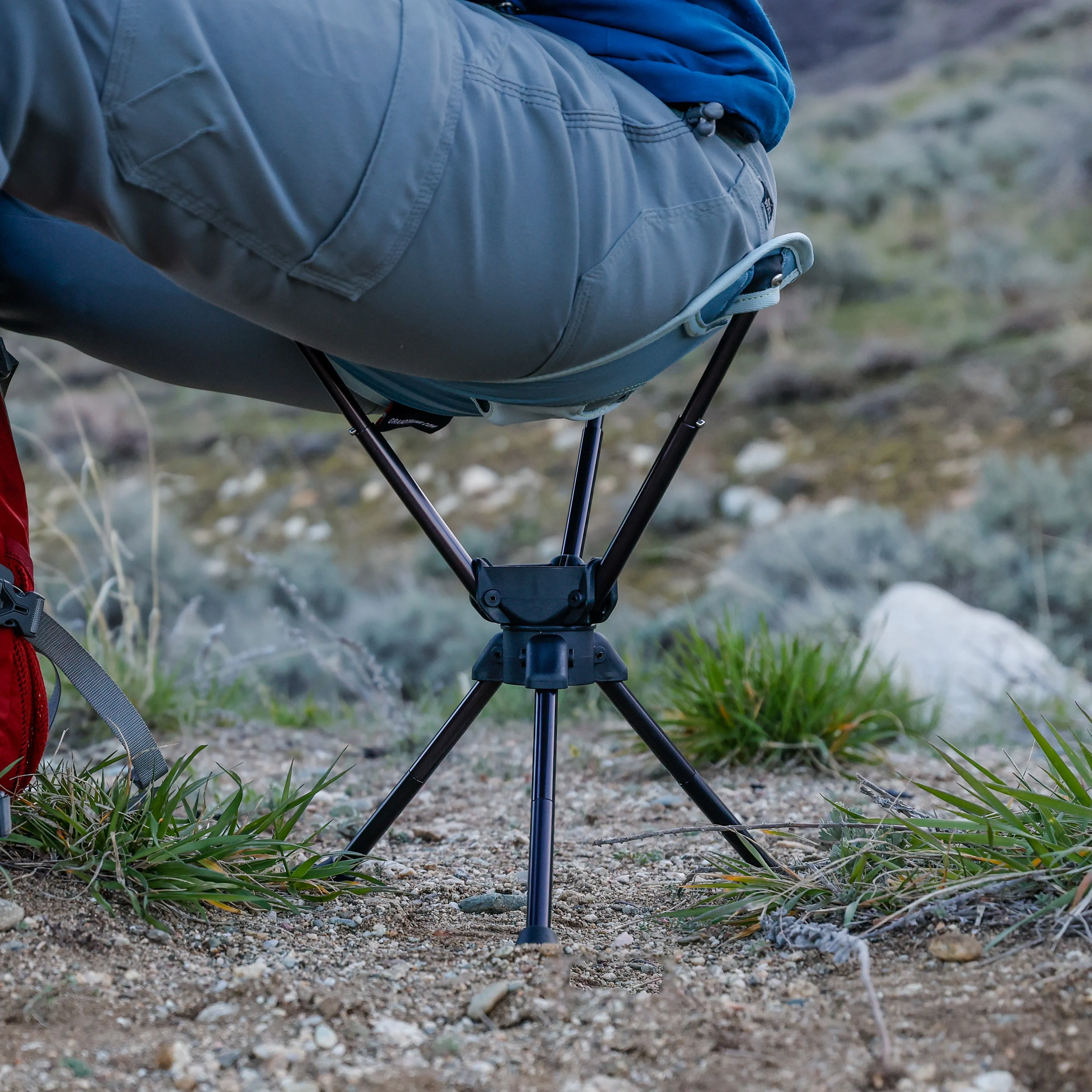 Compass 360° UC Swivel Stool - Ultra Compact - Image 4