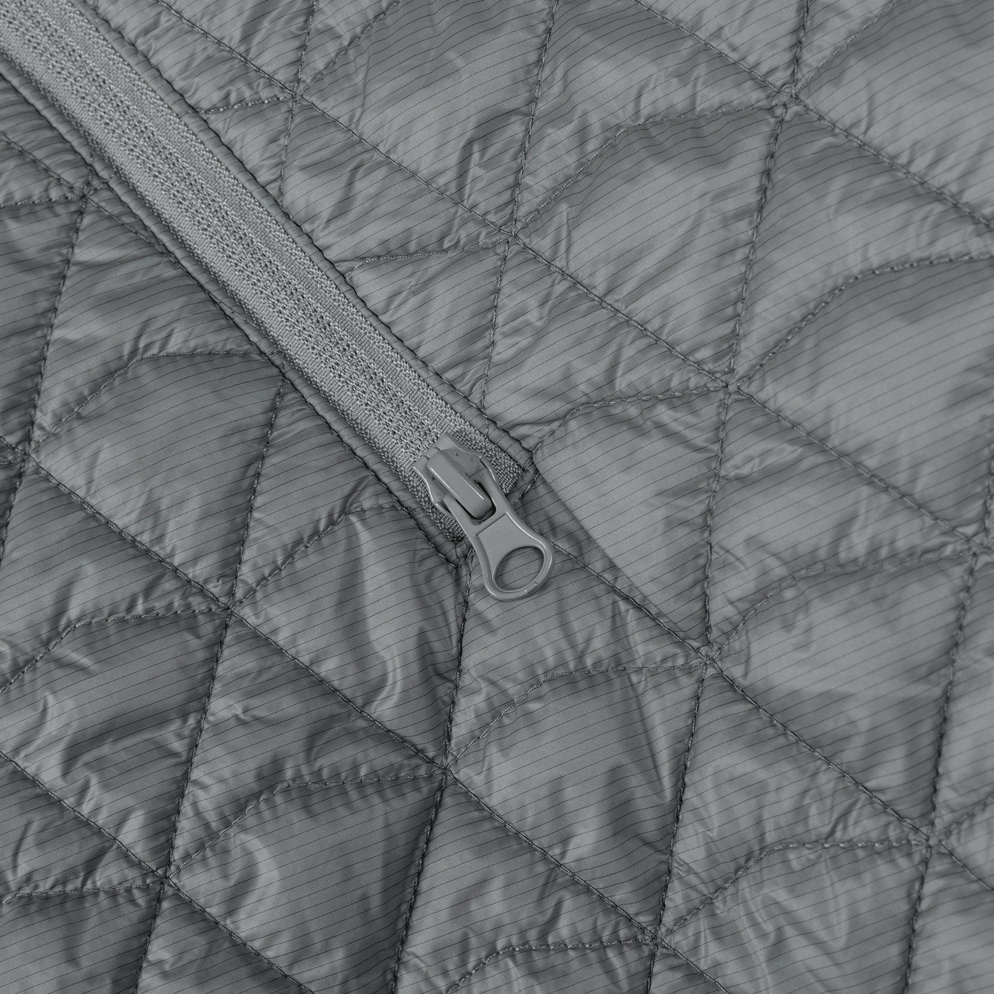 Cove Heated Portable Blanket - Image 11