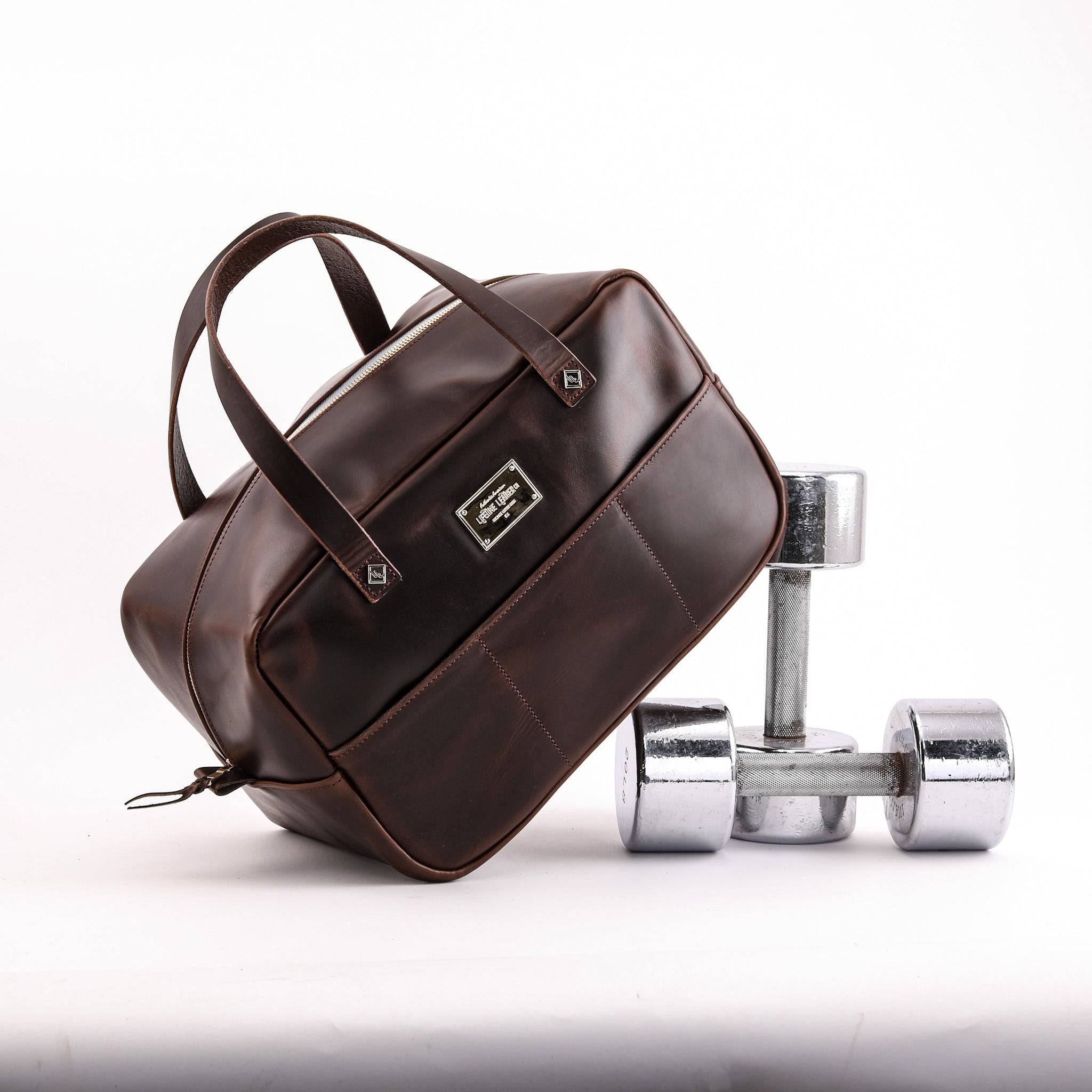 Durable Leather Crash Bag for Travel - Image 2