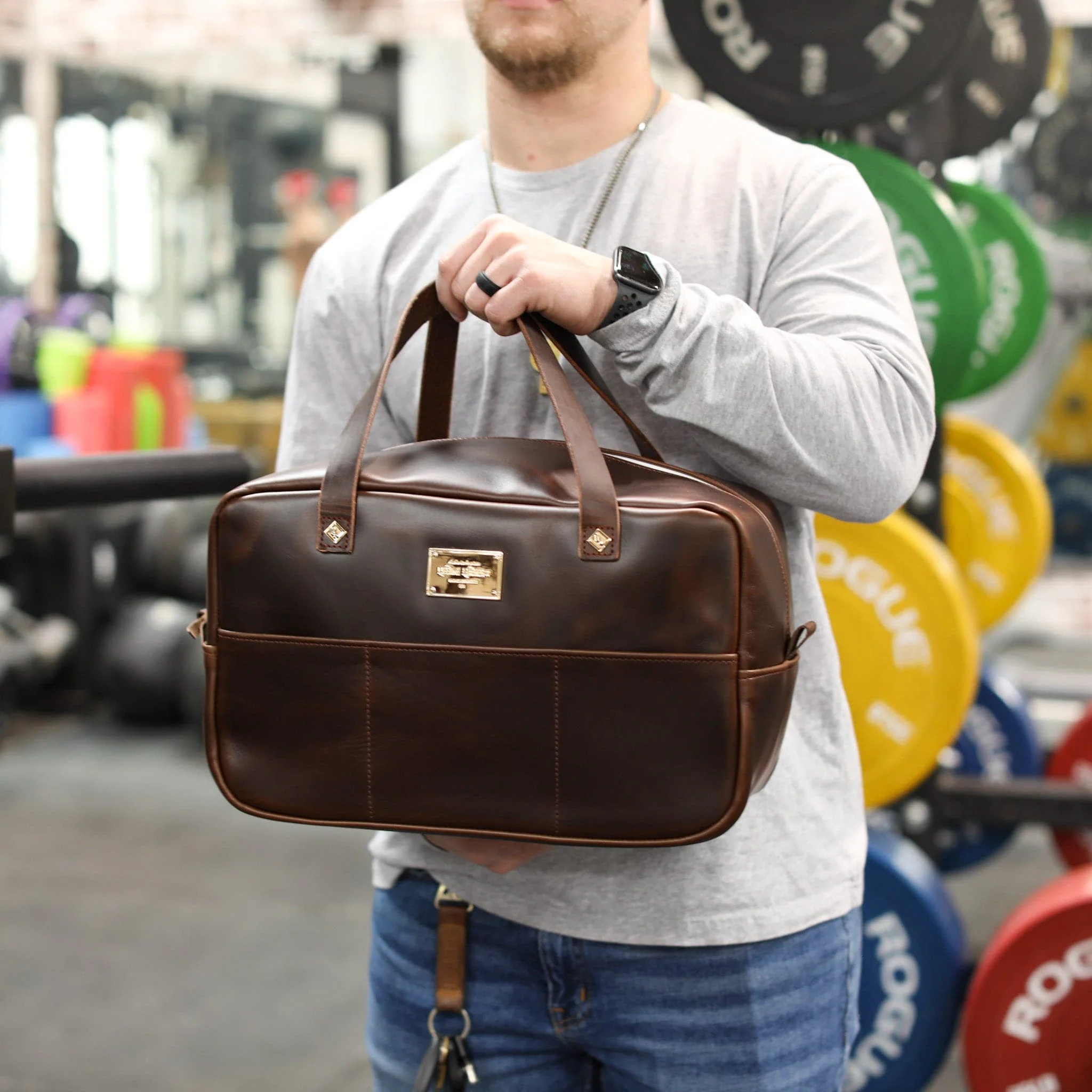 Durable Leather Crash Bag for Travel - Image 8