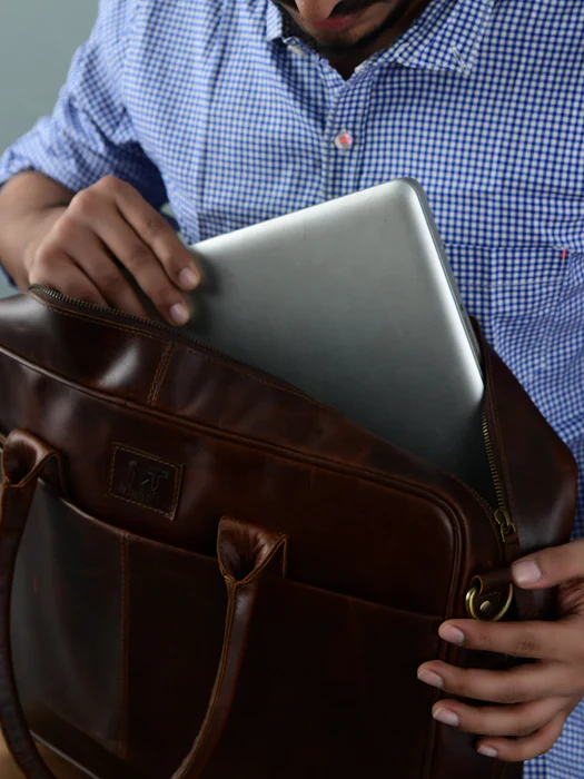 Crimson Contemporary Briefcase - Image 4