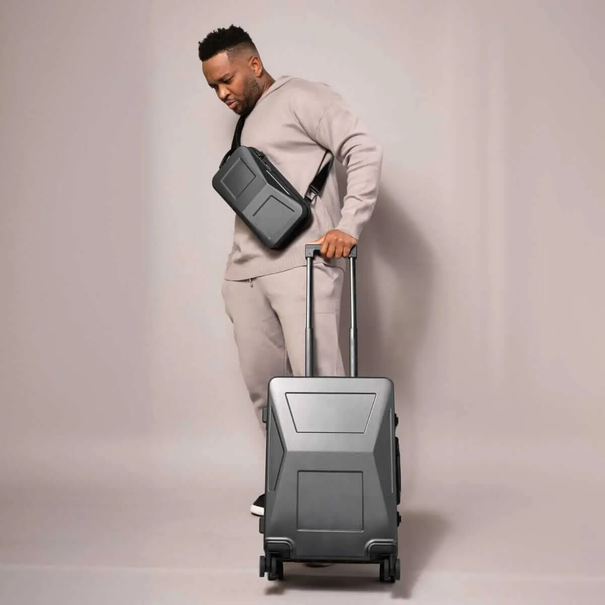 Cyber Luggage - Tesla Cybertruck-Inspired Carry-on Suitcase - Image 7