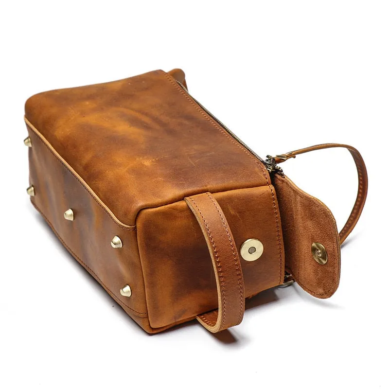 Dado Leather Dopp Kit | Handmade Leather Toiletry Bag - Image 6