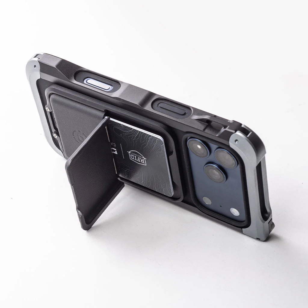 DANGO ADAPT CASE - IPHONE 17 PRO - Image 11