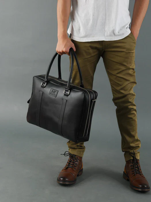Dixon Black Buffalo Leather Laptop Briefcase - Image 7