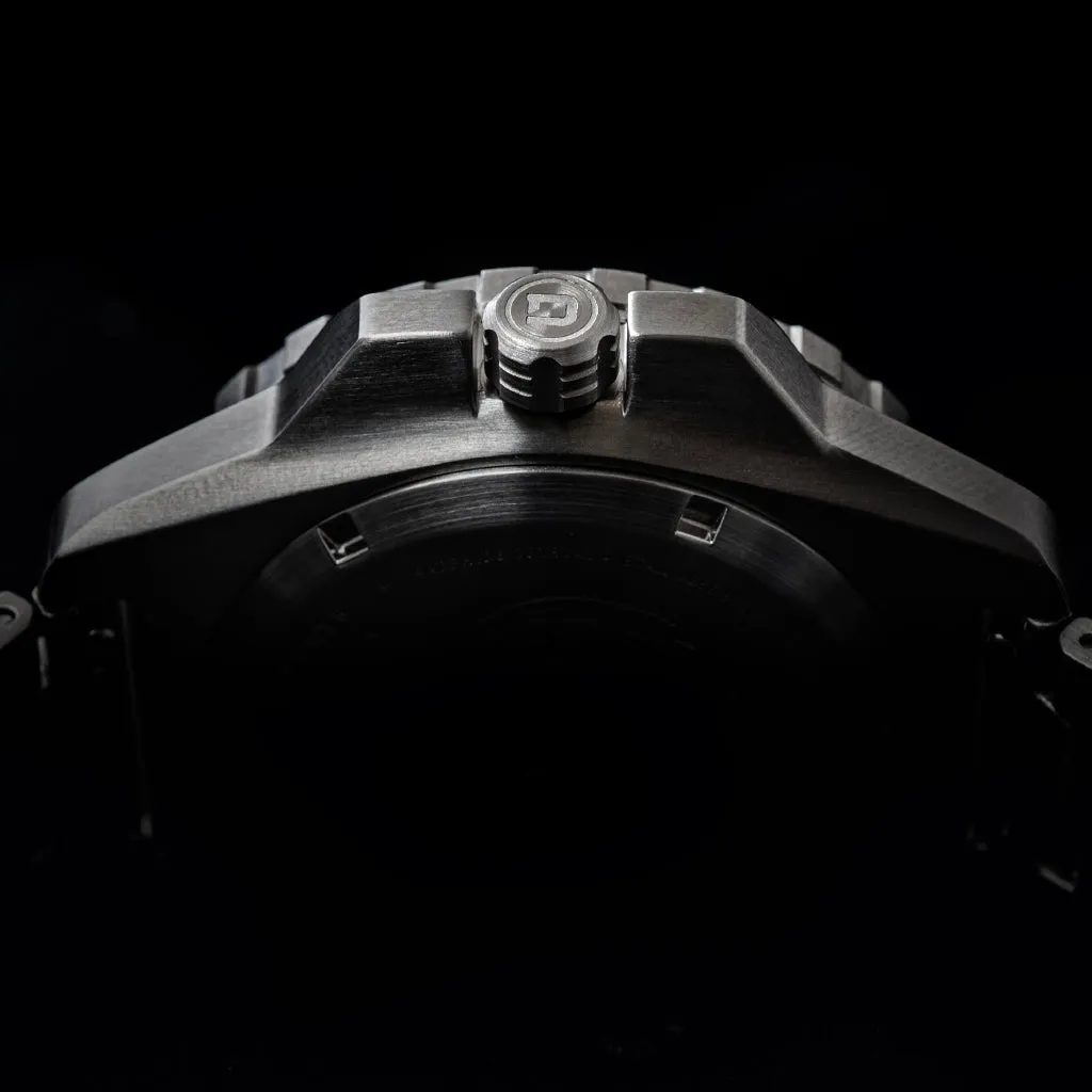 DV-02 - Automatic Dive Men's Watch with Metal Bracelet - Image 6