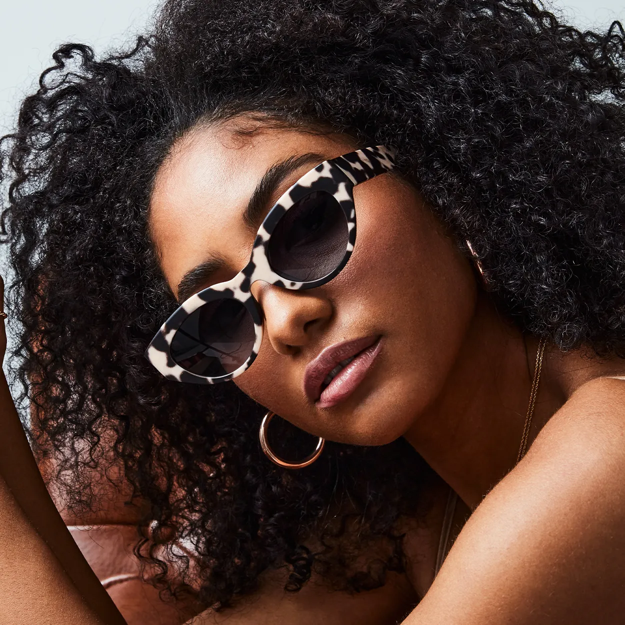 Elizabeth Sunglasses - Blonde Tortoise - Image 2